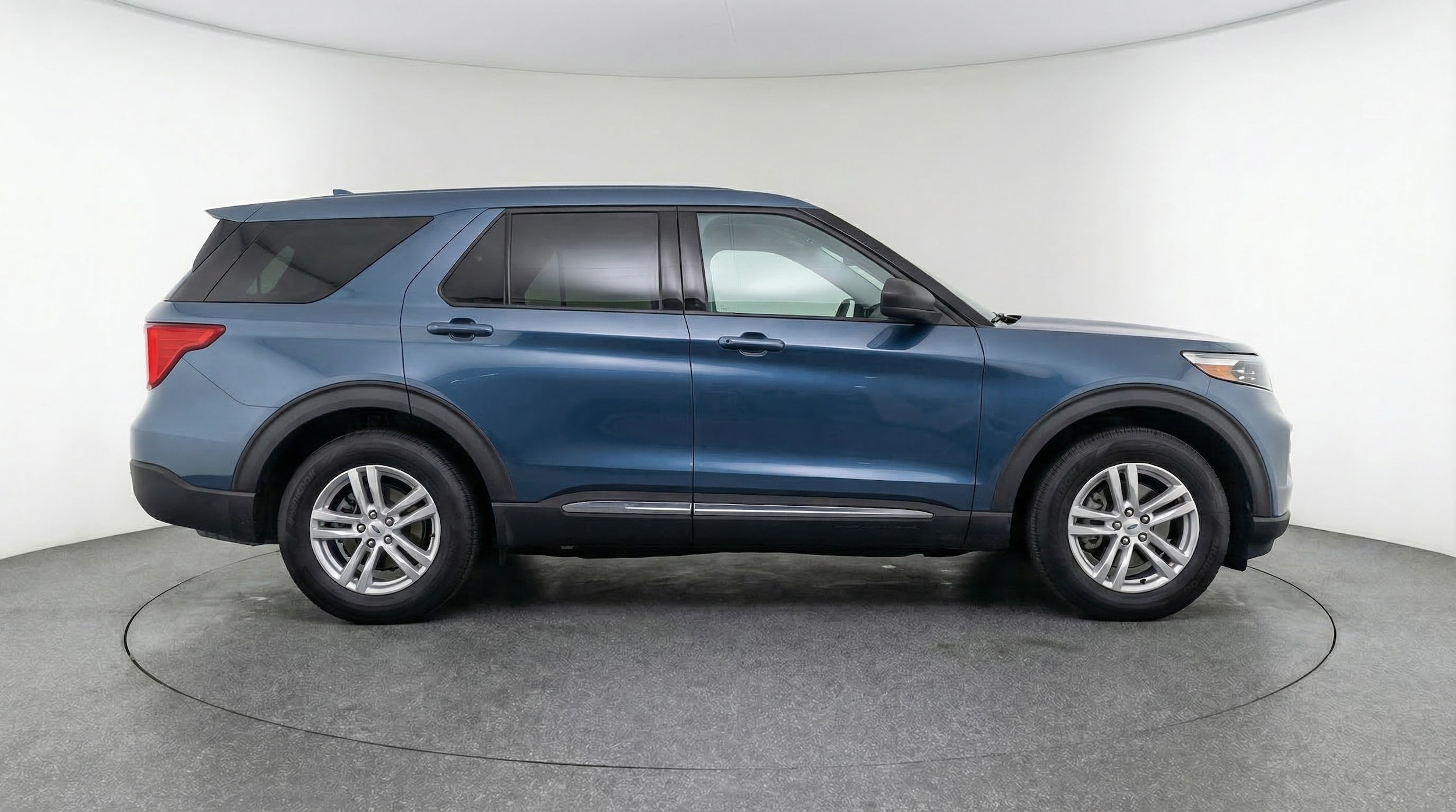 Thumbnail: 2024 Ford Explorer - 8