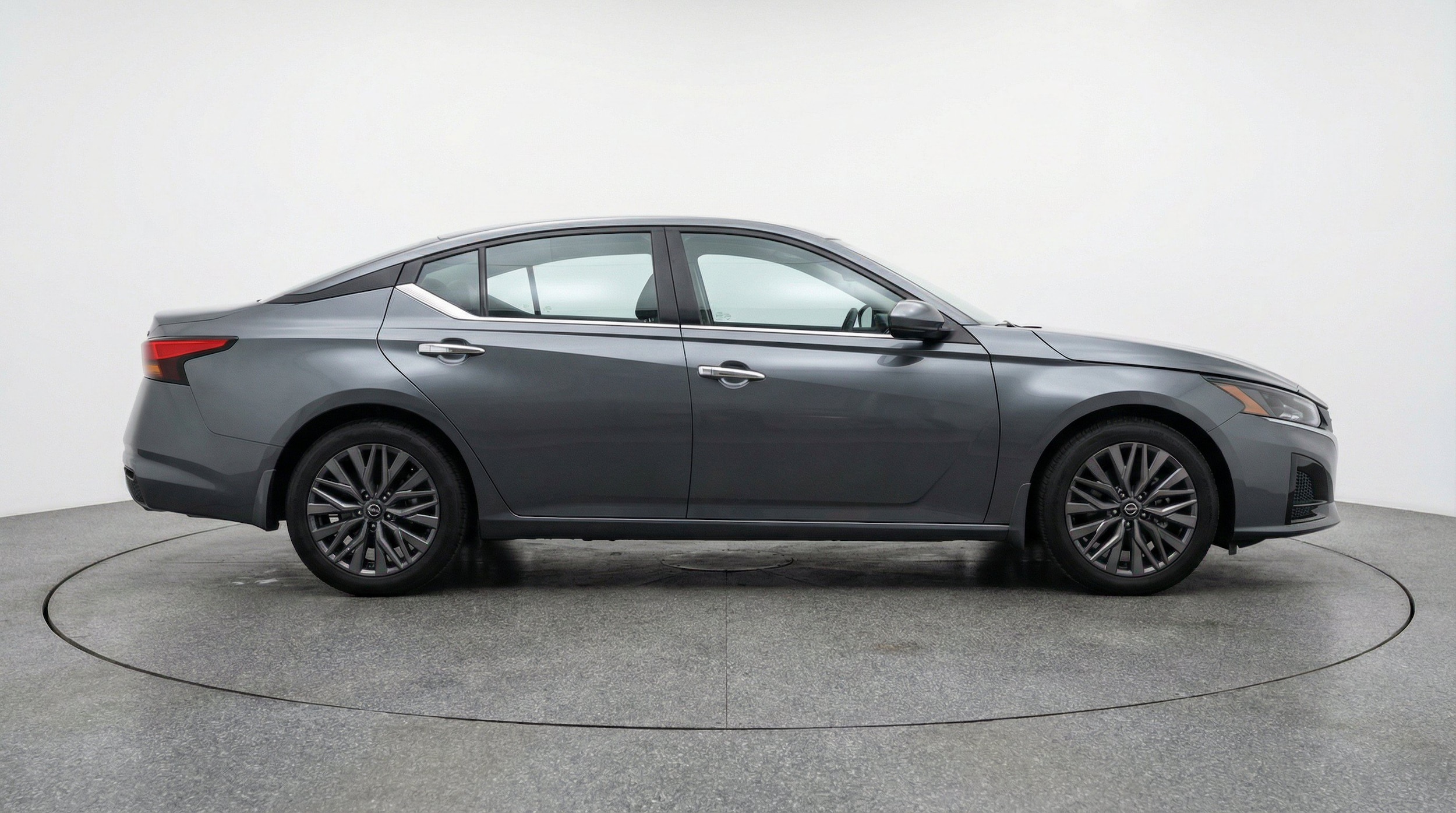 Thumbnail: 2025 Nissan Altima - 10