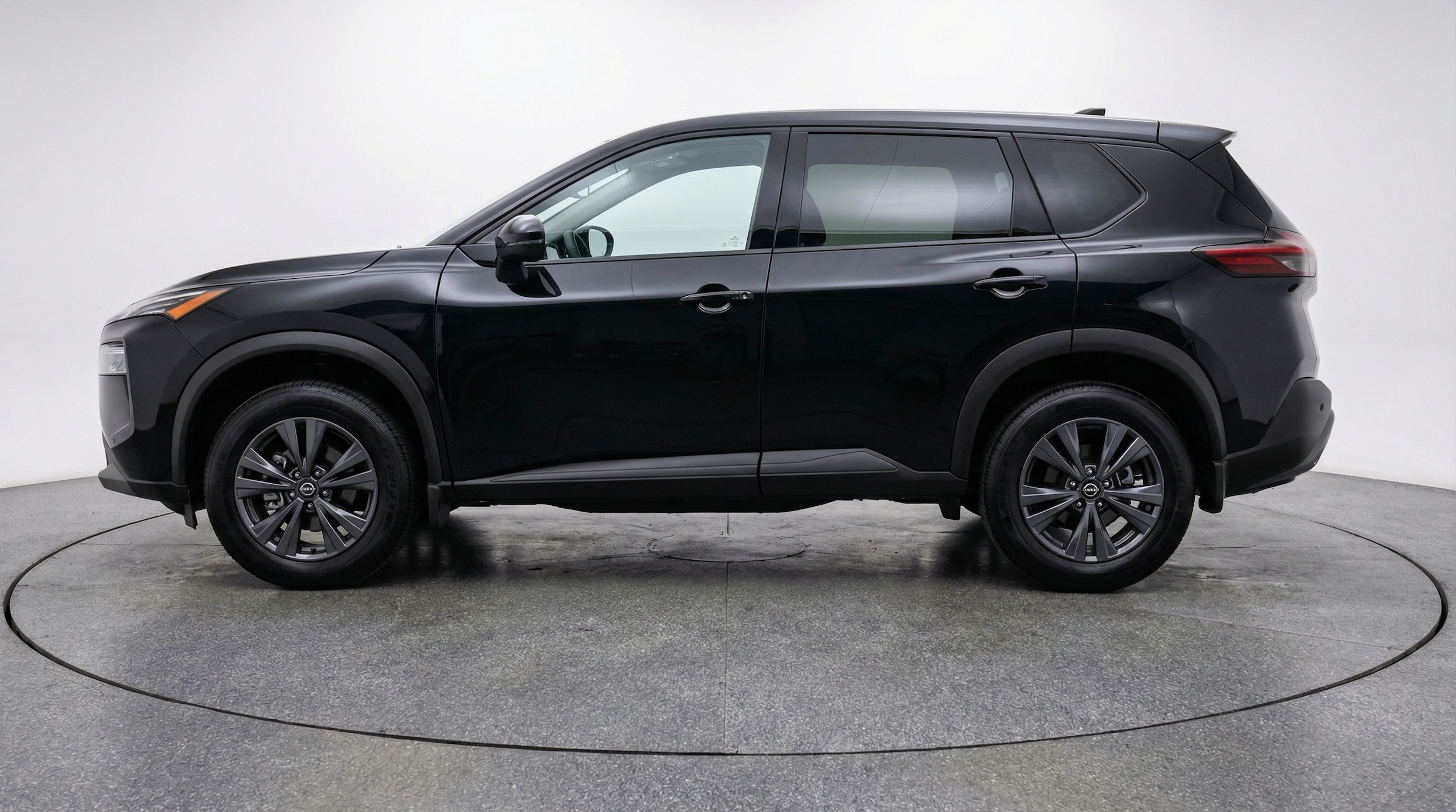 Thumbnail: 2025 Nissan Rogue - 4