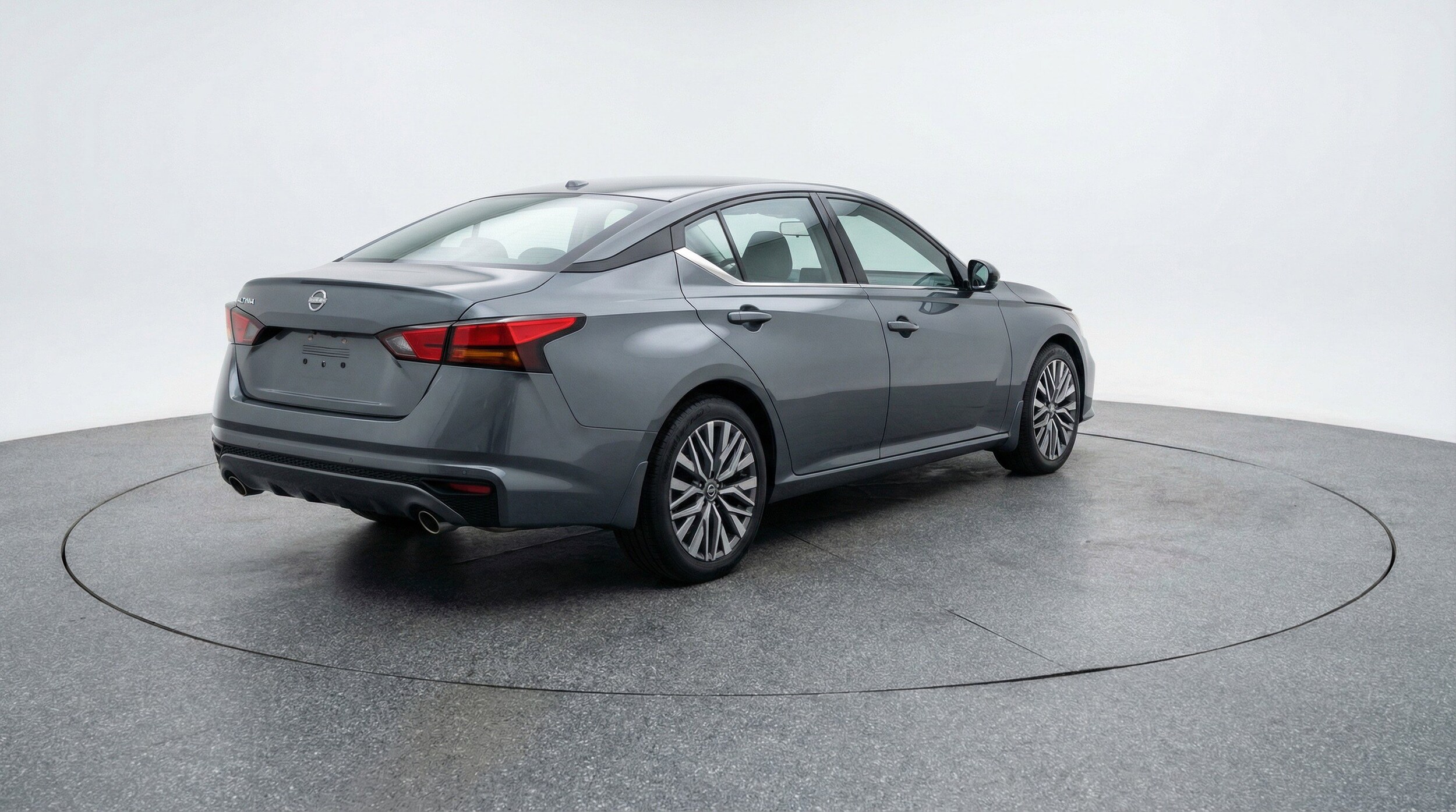 Thumbnail: 2025 Nissan Altima - 9