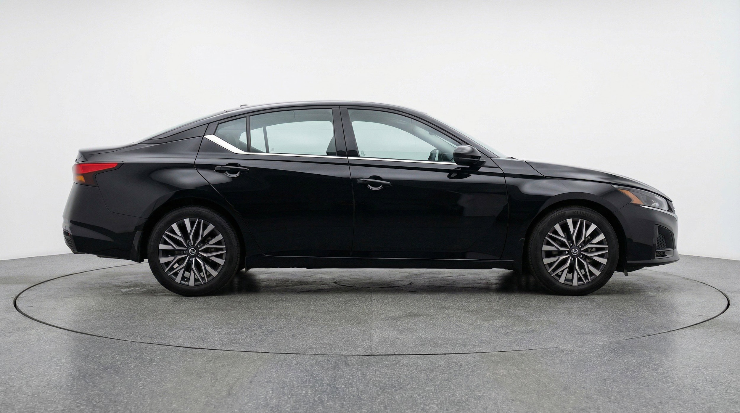 Thumbnail: 2025 Nissan Altima - 11