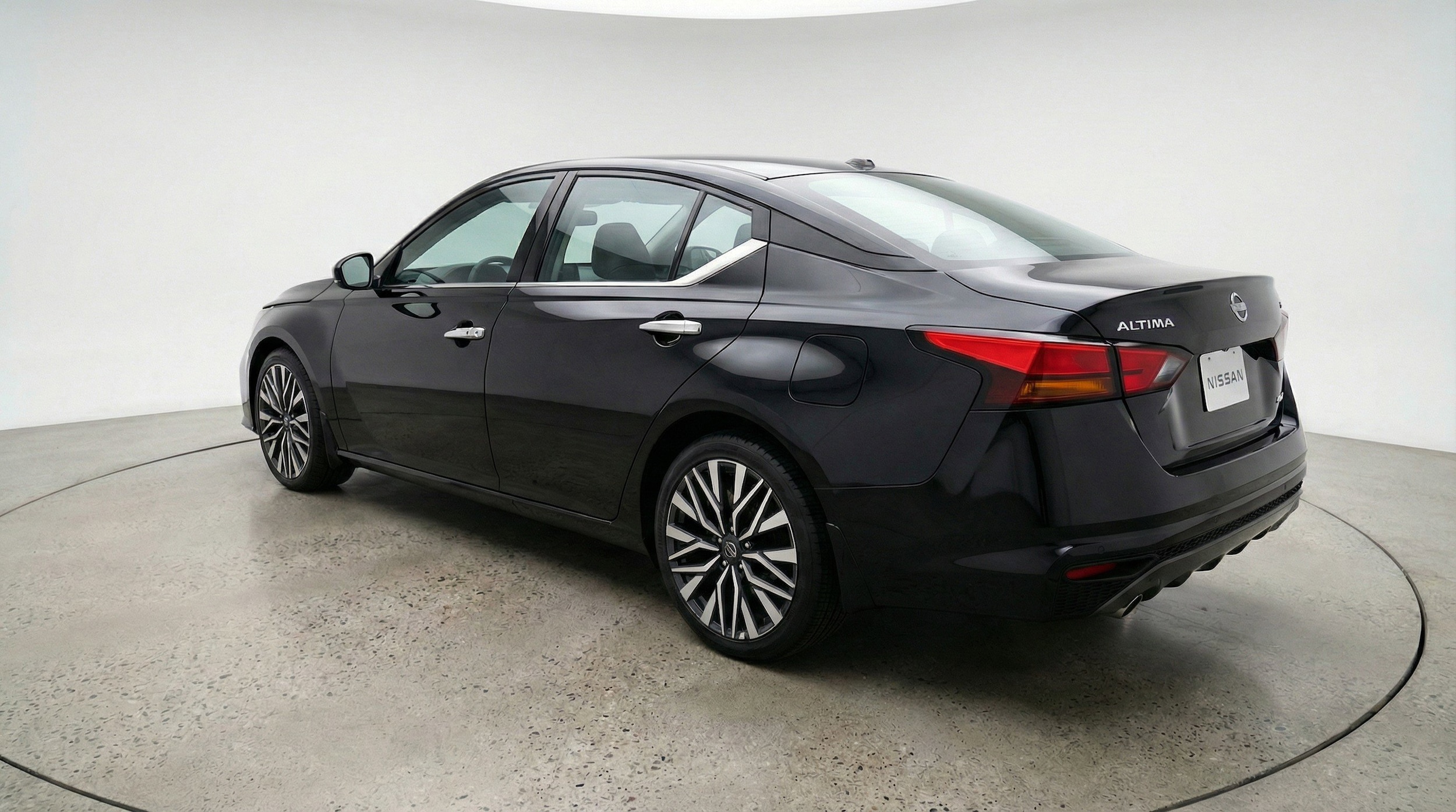 Thumbnail: 2025 Nissan Altima - 6