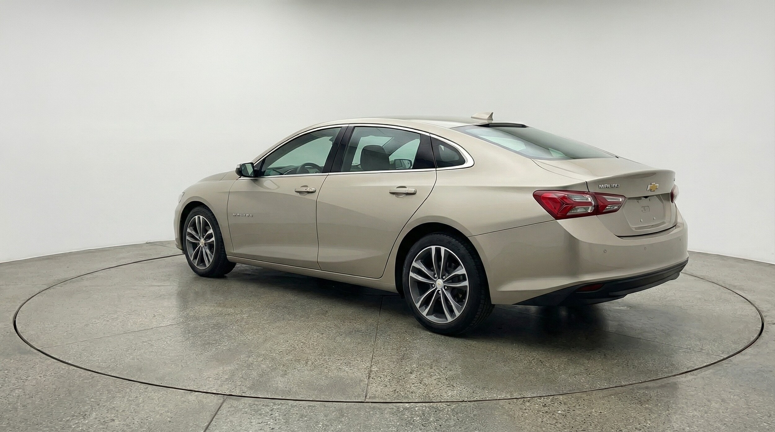 Thumbnail: 2024 Chevrolet Malibu - 5