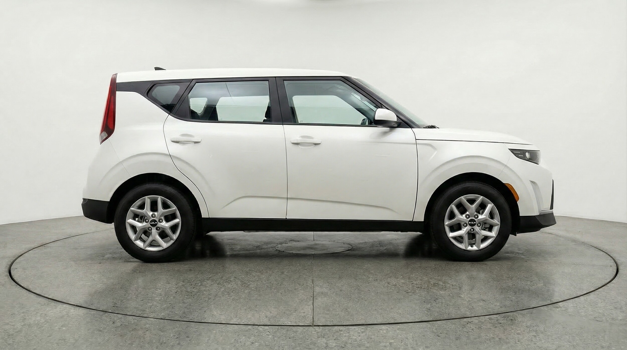 Thumbnail: 2025 Kia Soul - 8