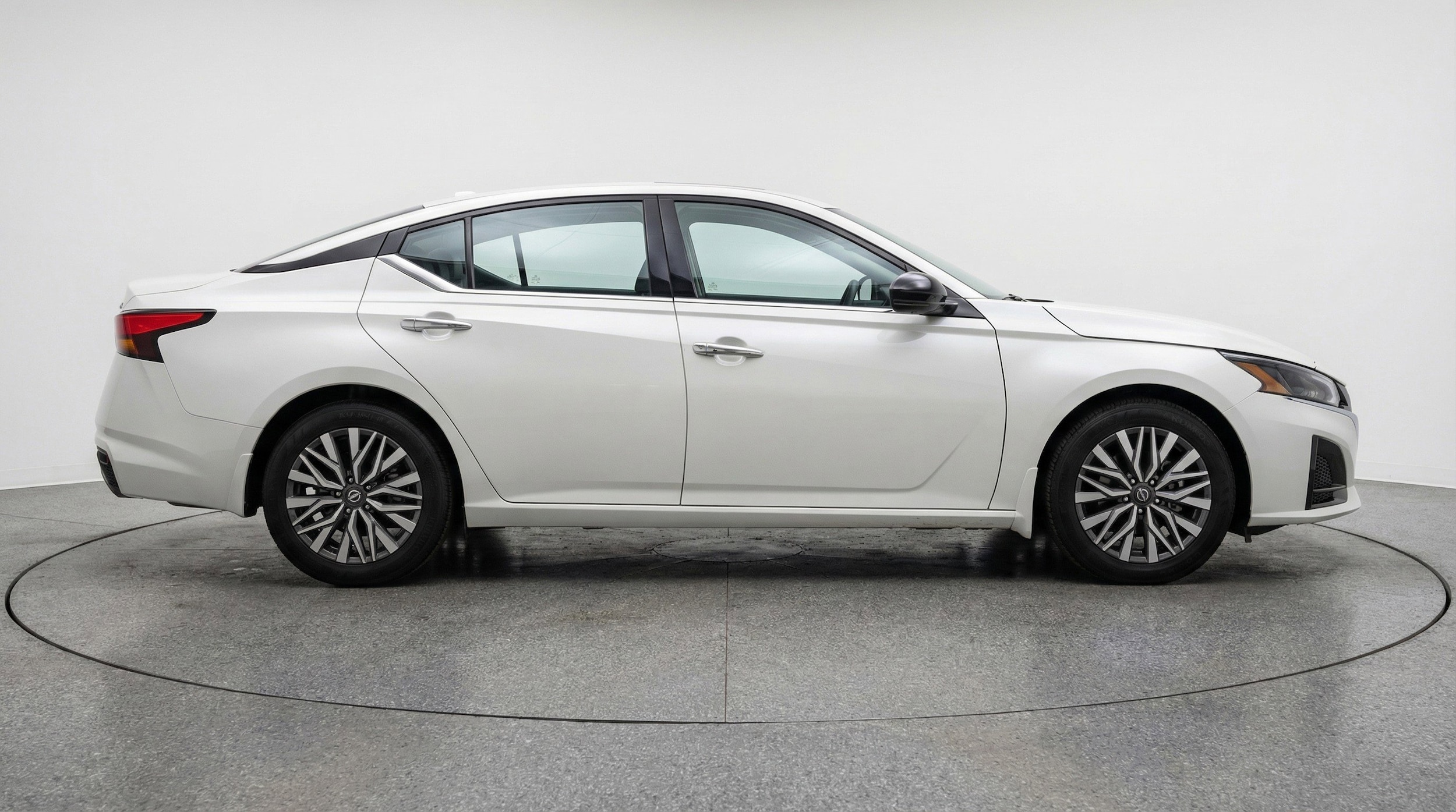 Thumbnail: 2025 Nissan Altima - 11