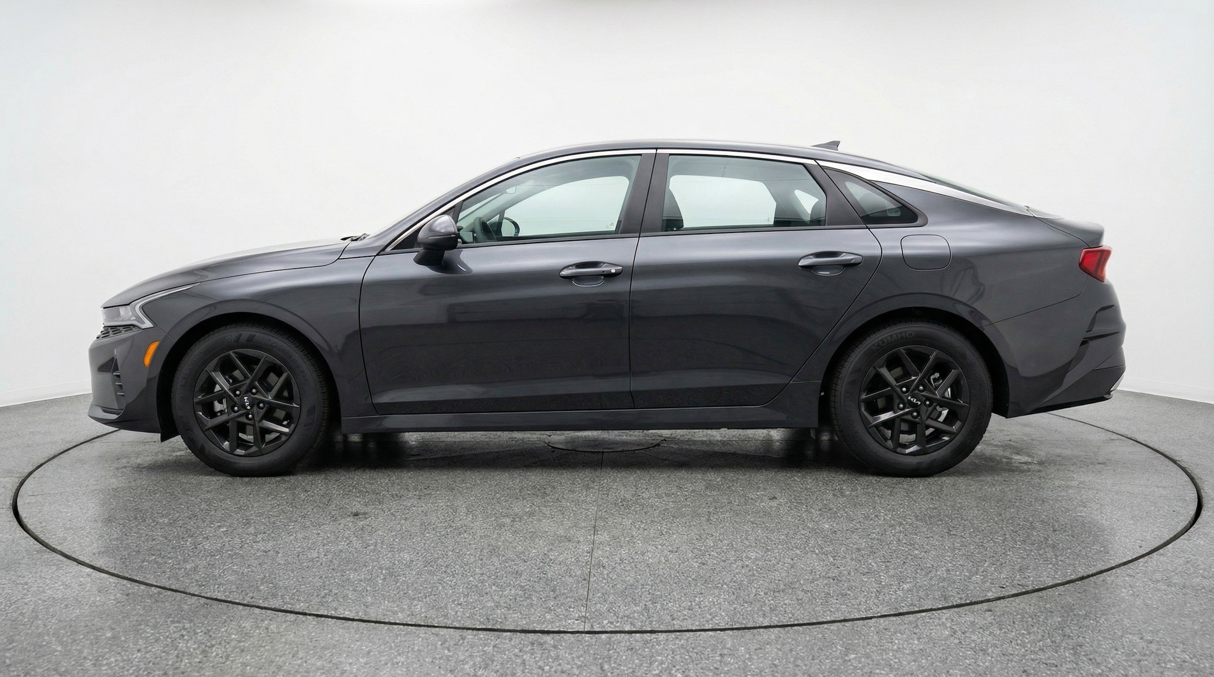 Thumbnail: 2025 Kia K5 - 5