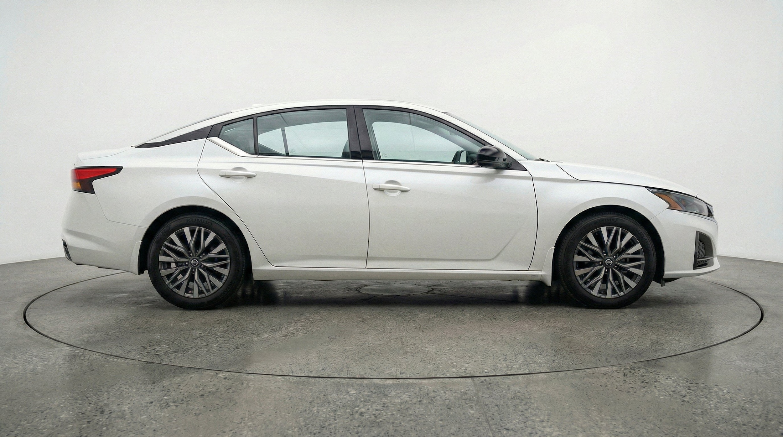Thumbnail: 2025 Nissan Altima - 11