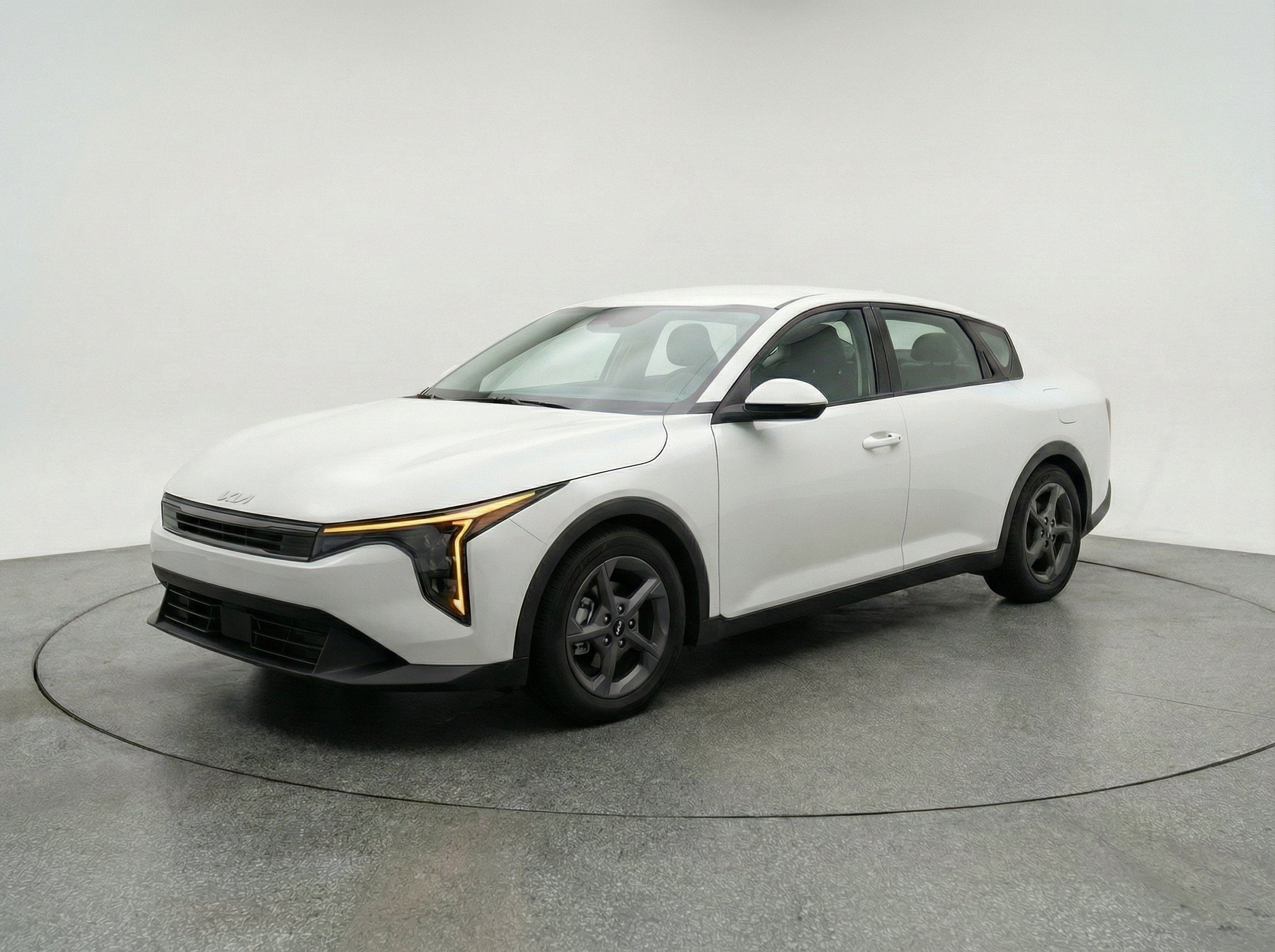 Thumbnail: 2025 Kia K4 - 3