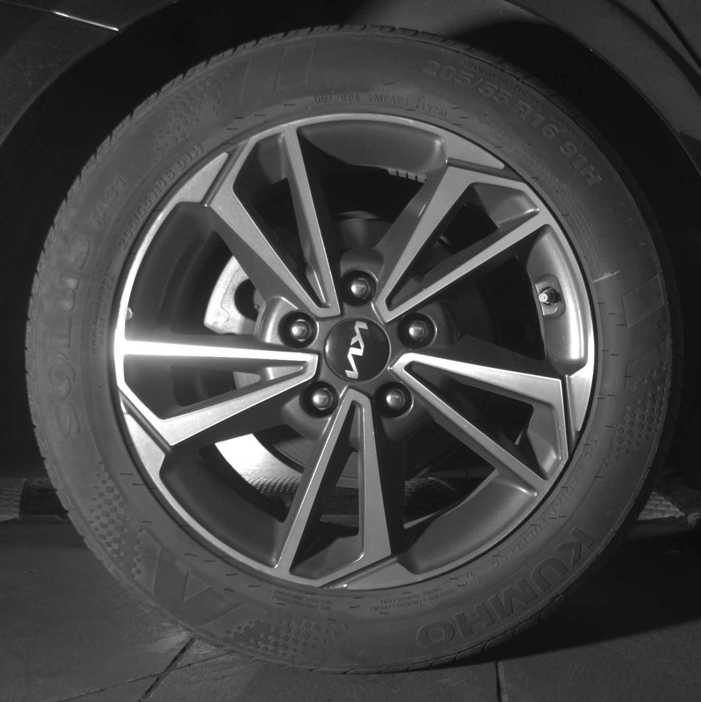 Thumbnail: 2024 Kia Forte - 17