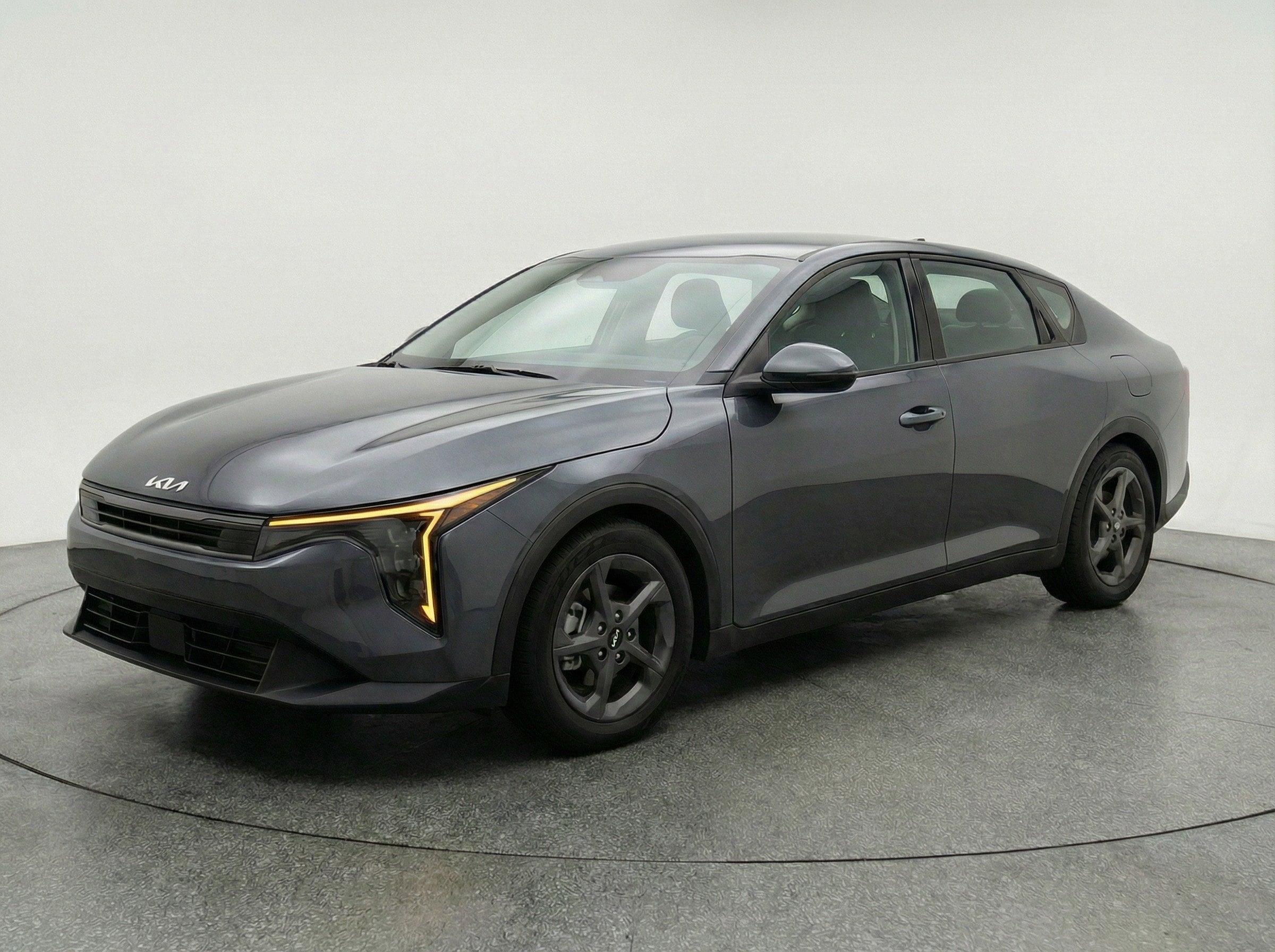 Thumbnail: 2025 Kia K4 - 3
