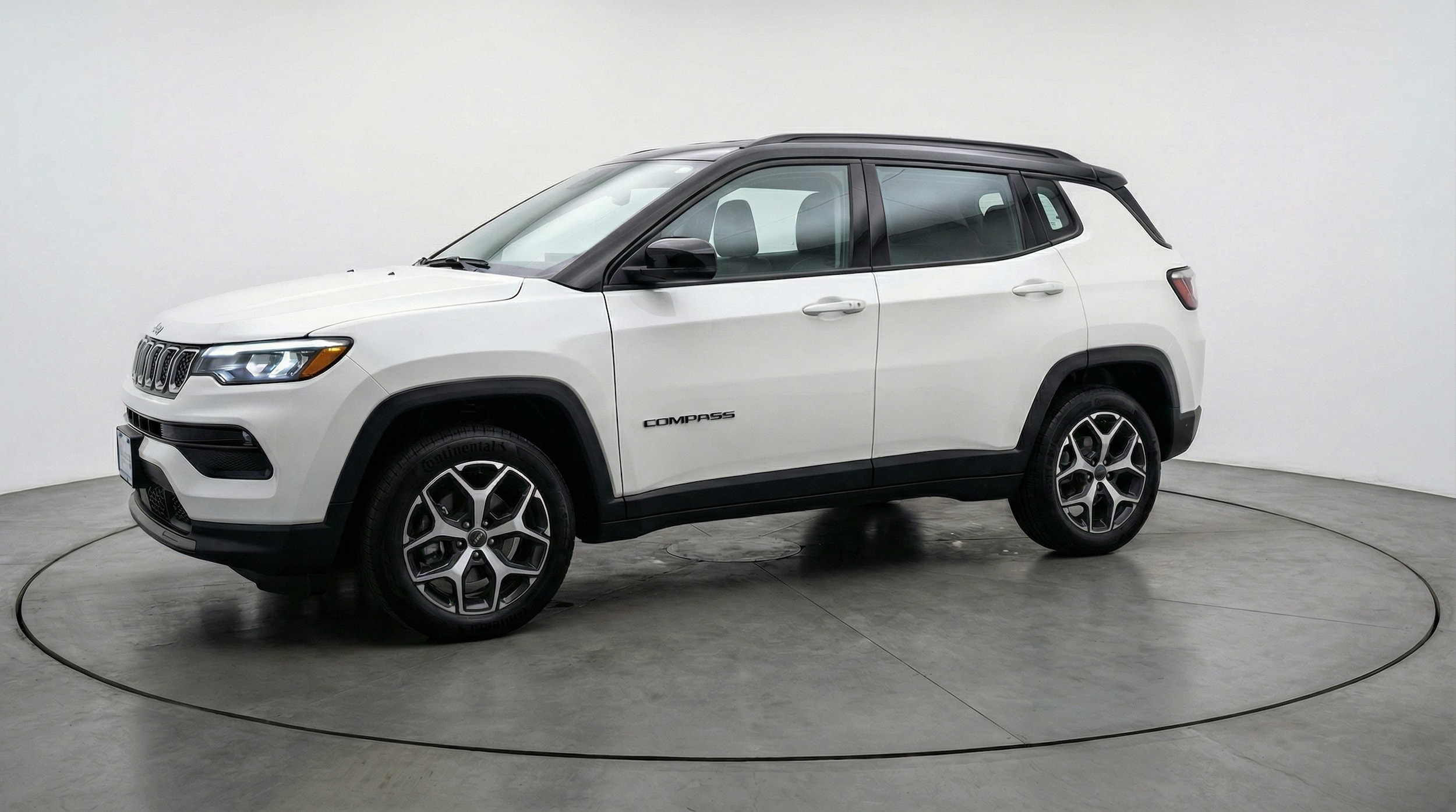 Thumbnail: 2025 Jeep Compass - 3