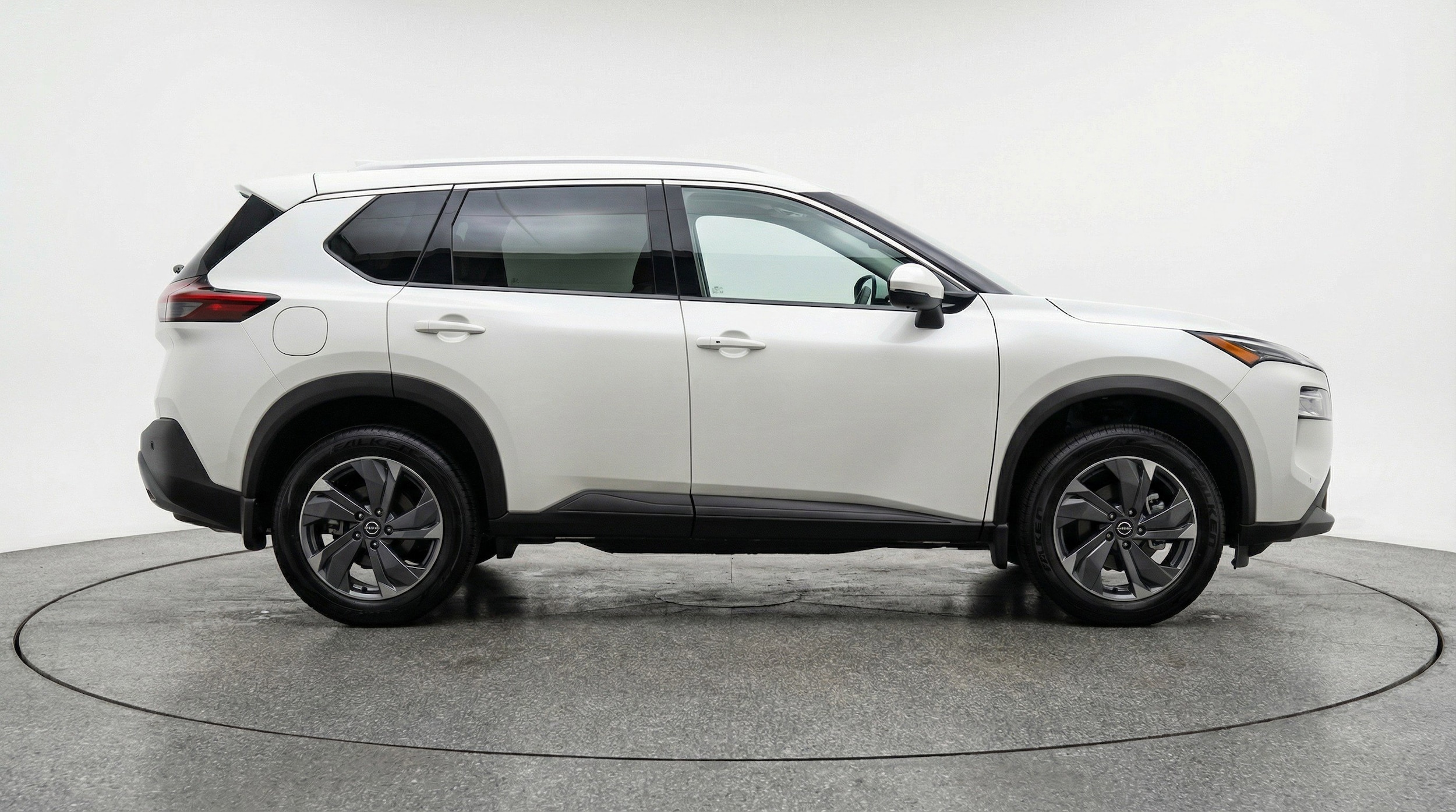 Thumbnail: 2025 Nissan Rogue - 11
