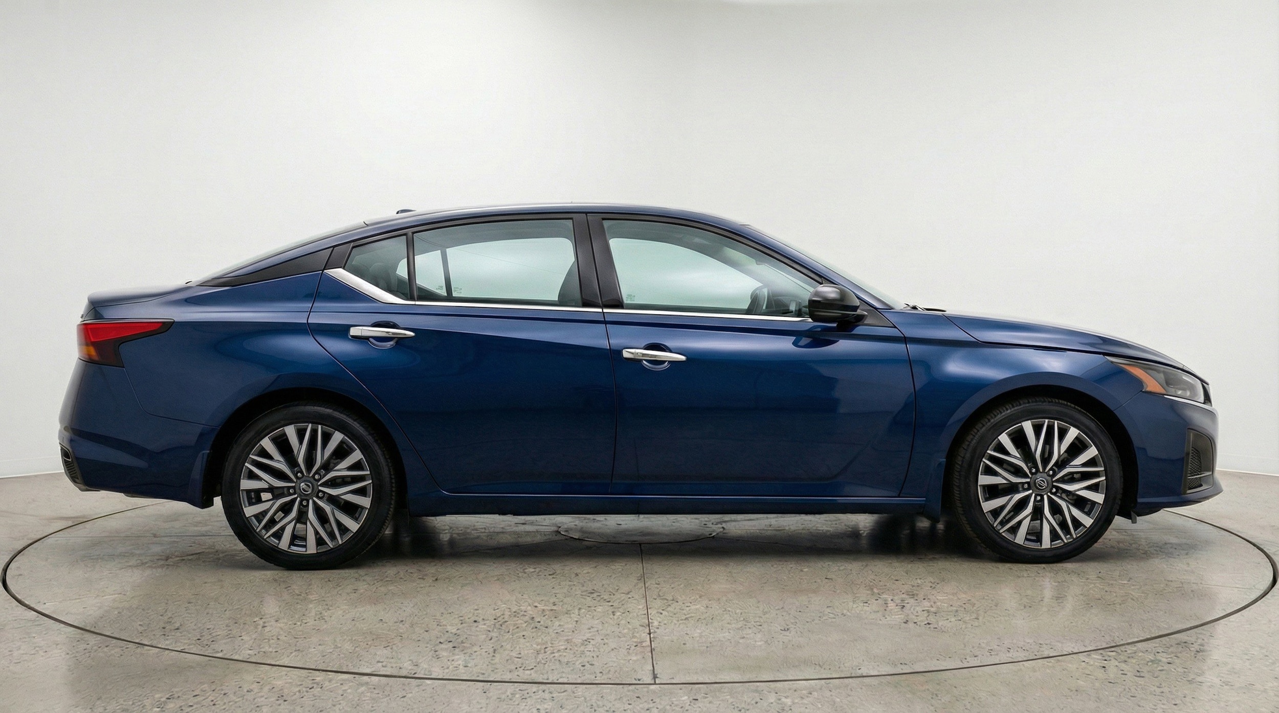 Thumbnail: 2025 Nissan Altima - 11