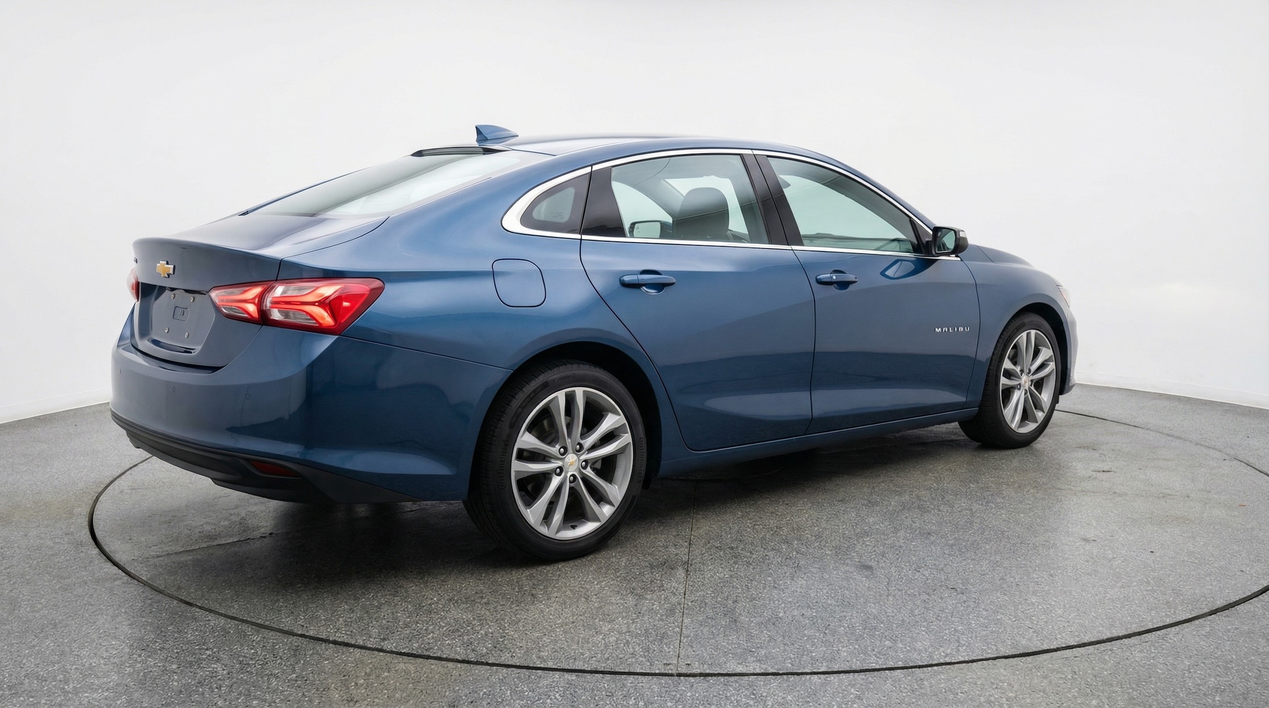Thumbnail: 2024 Chevrolet Malibu - 7