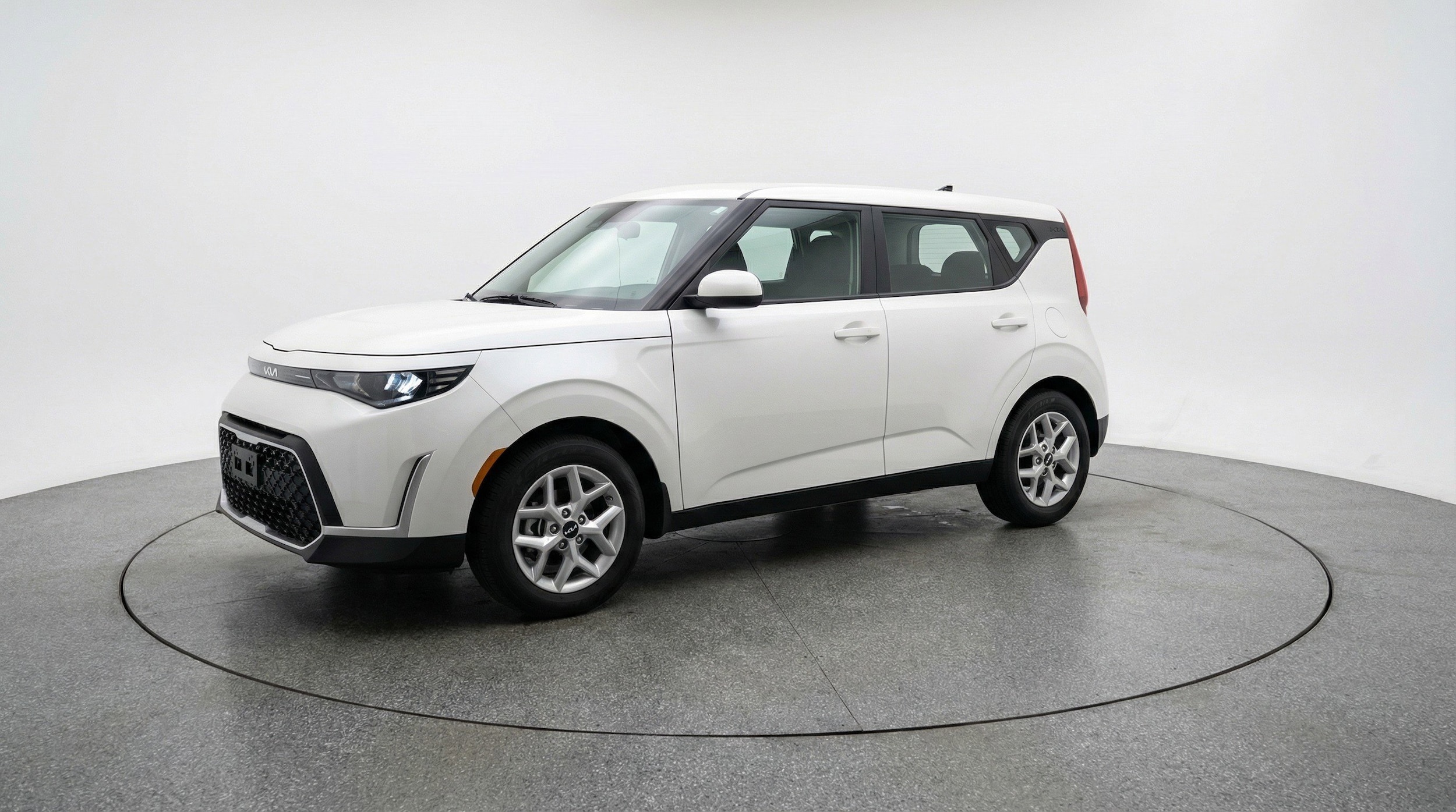Thumbnail: 2025 Kia Soul - 3