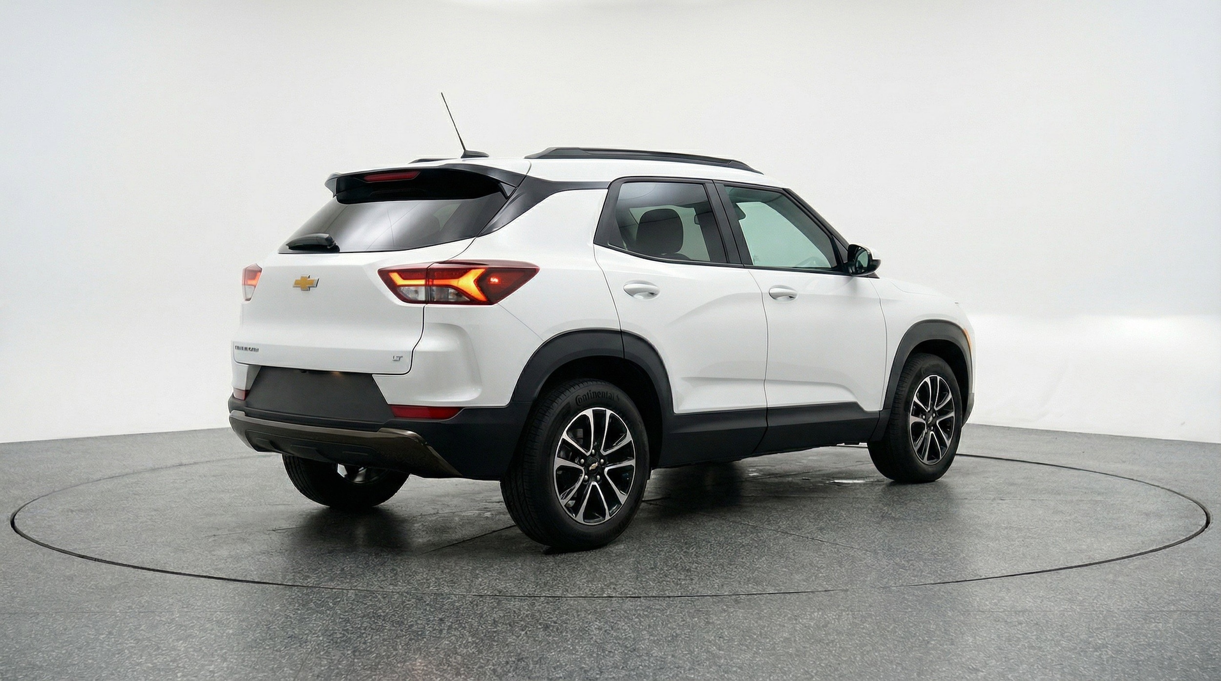 Thumbnail: 2025 Chevrolet TrailBlazer - 9