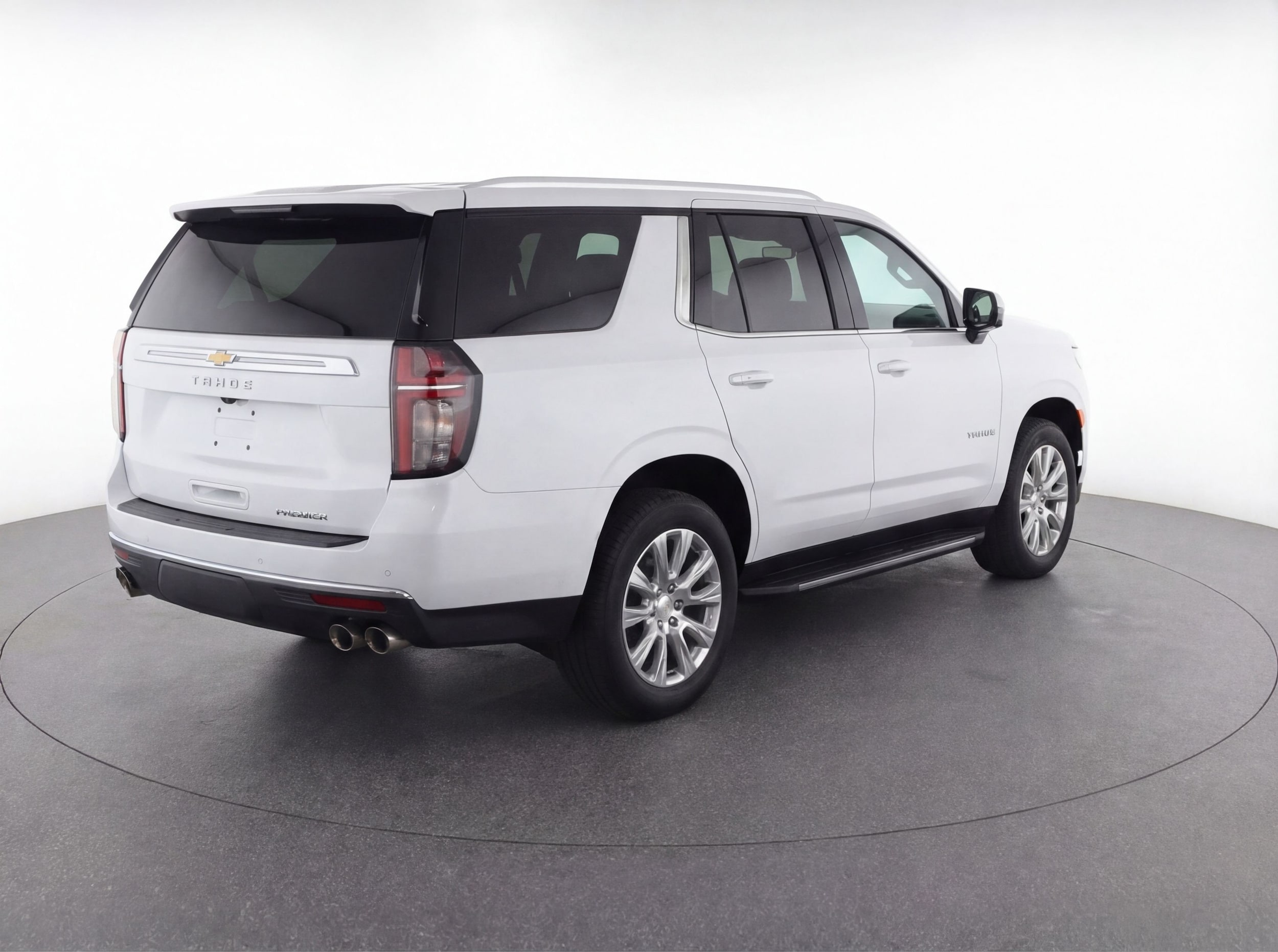 Thumbnail: 2023 Chevrolet Tahoe - 9