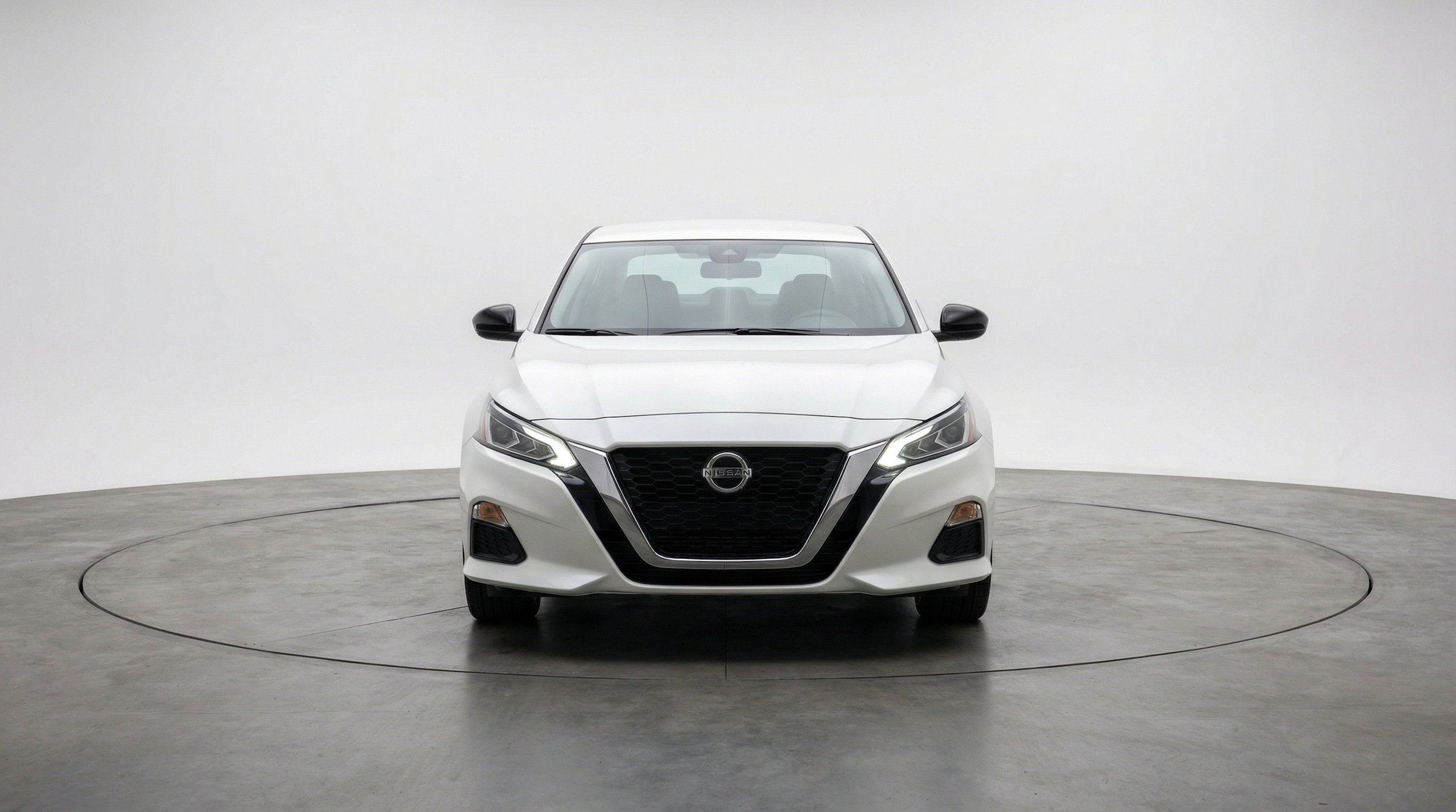 Thumbnail: 2025 Nissan Altima - 2
