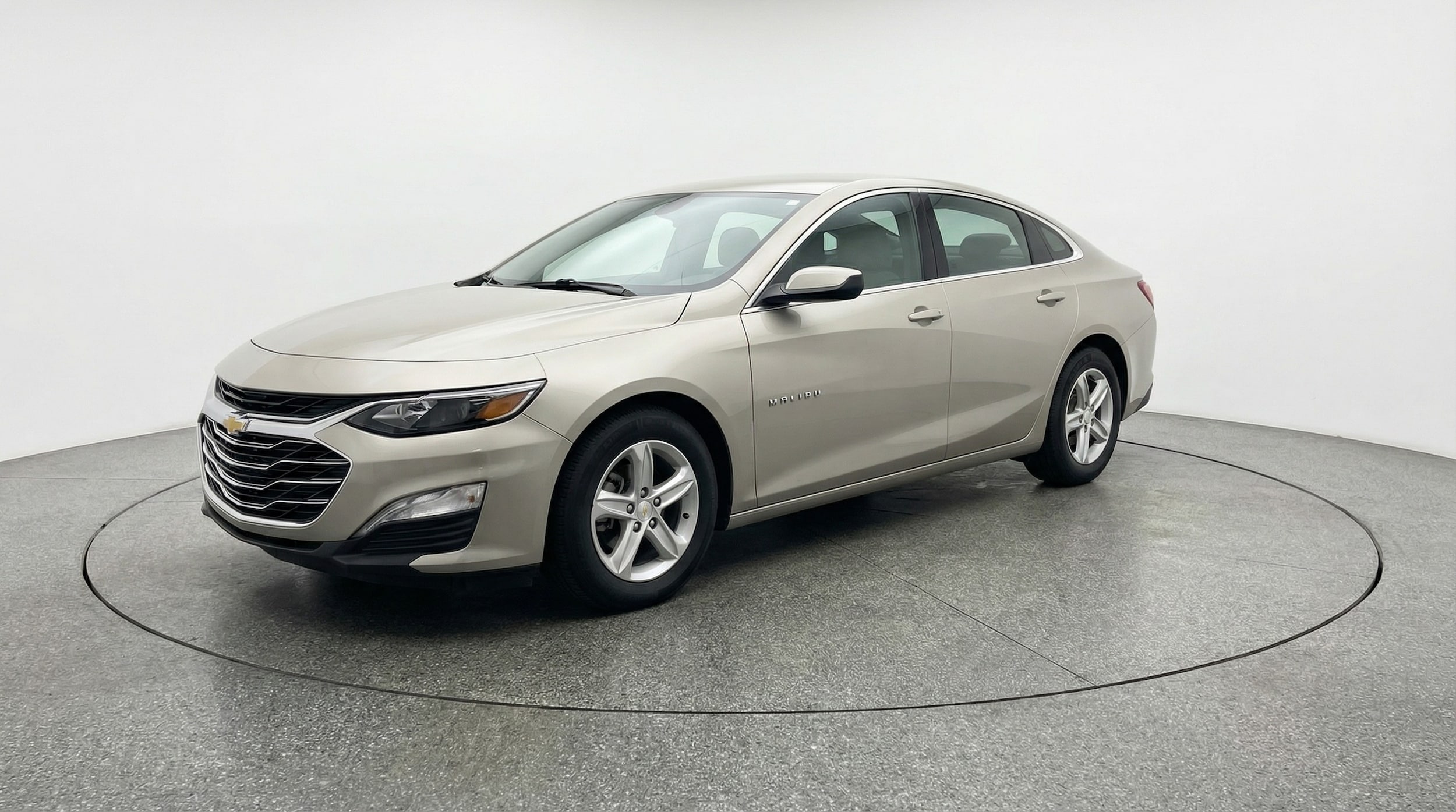 Thumbnail: 2024 Chevrolet Malibu - 3