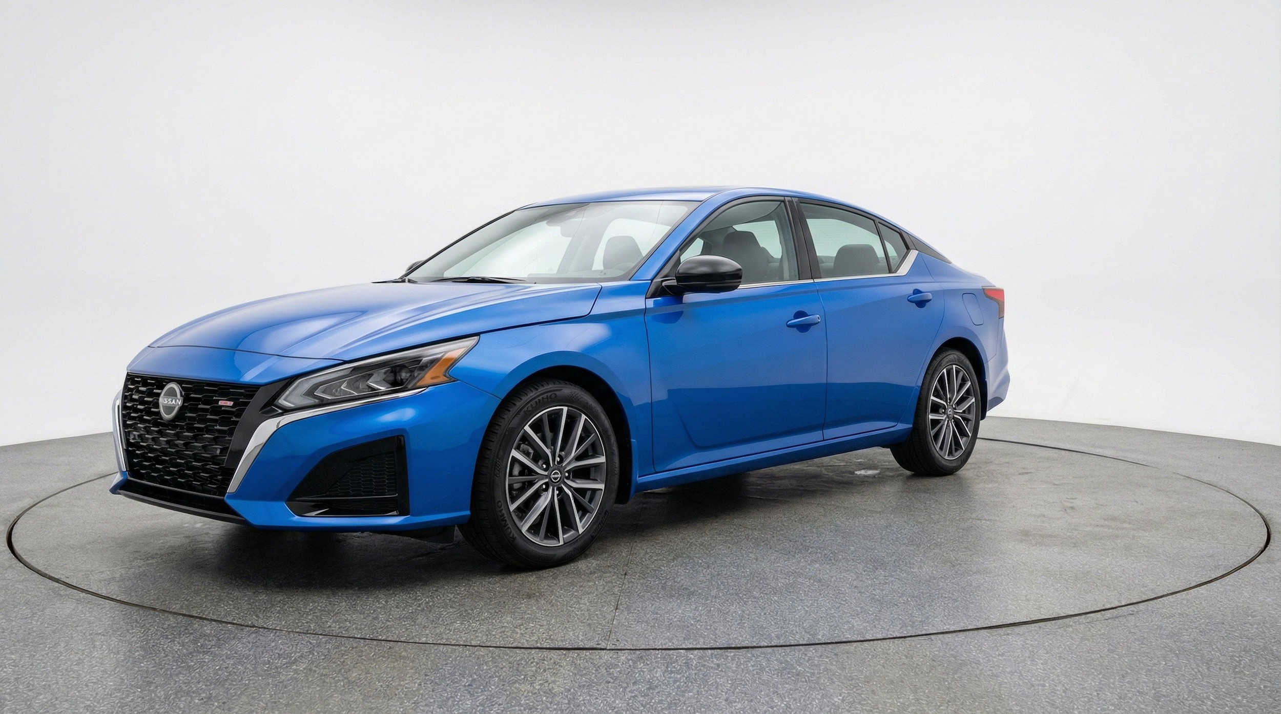 Thumbnail: 2025 Nissan Altima - 3