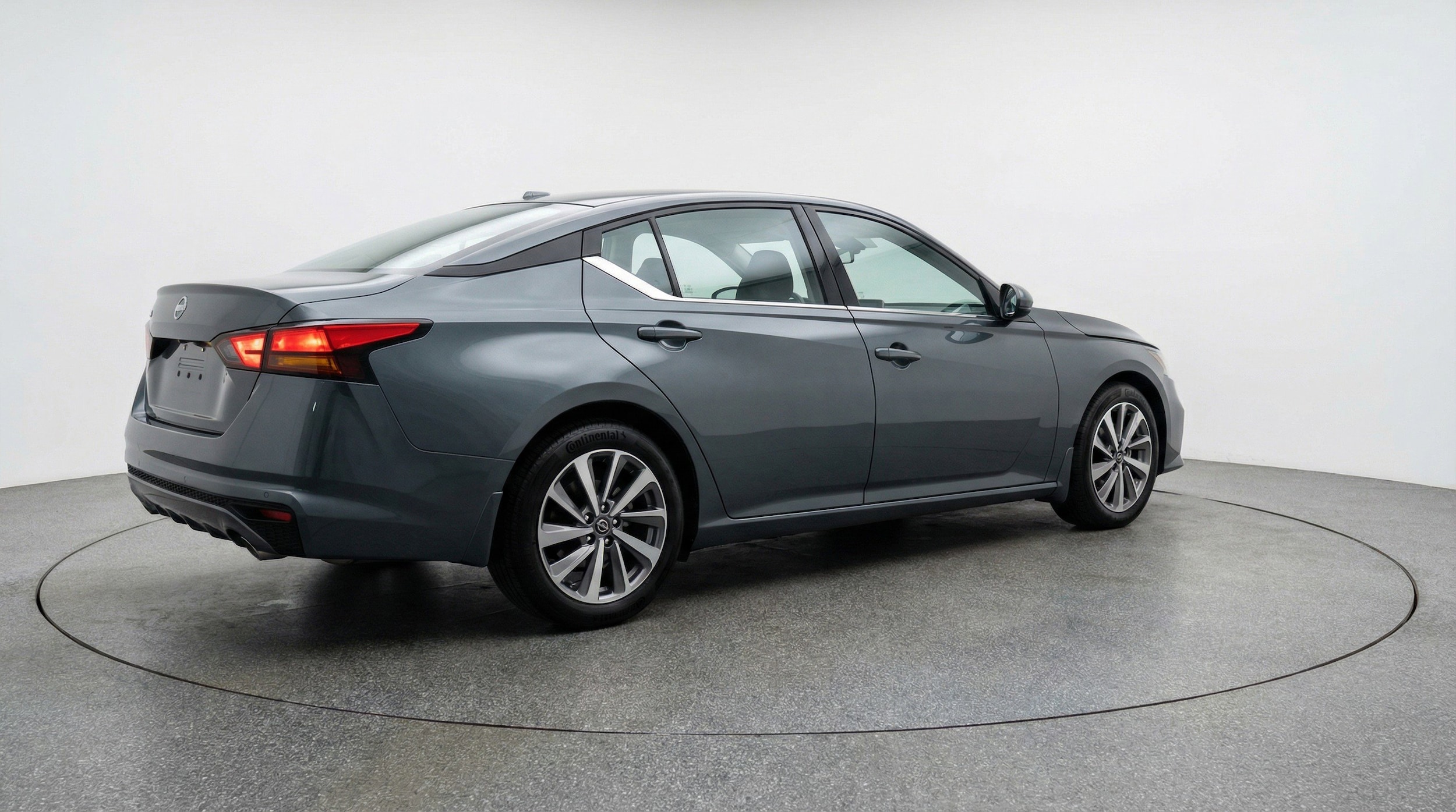 Thumbnail: 2025 Nissan Altima - 9
