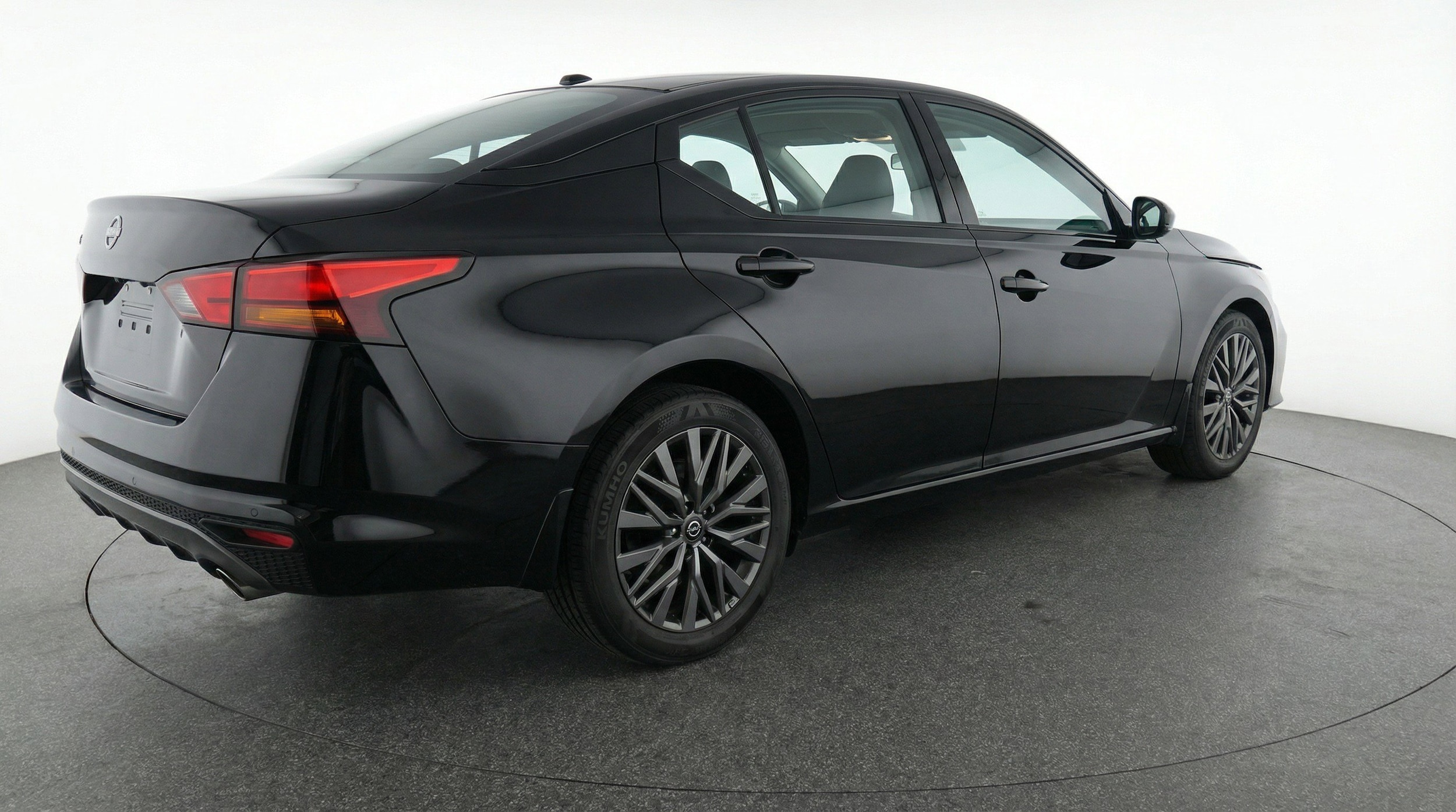 Thumbnail: 2025 Nissan Altima - 9
