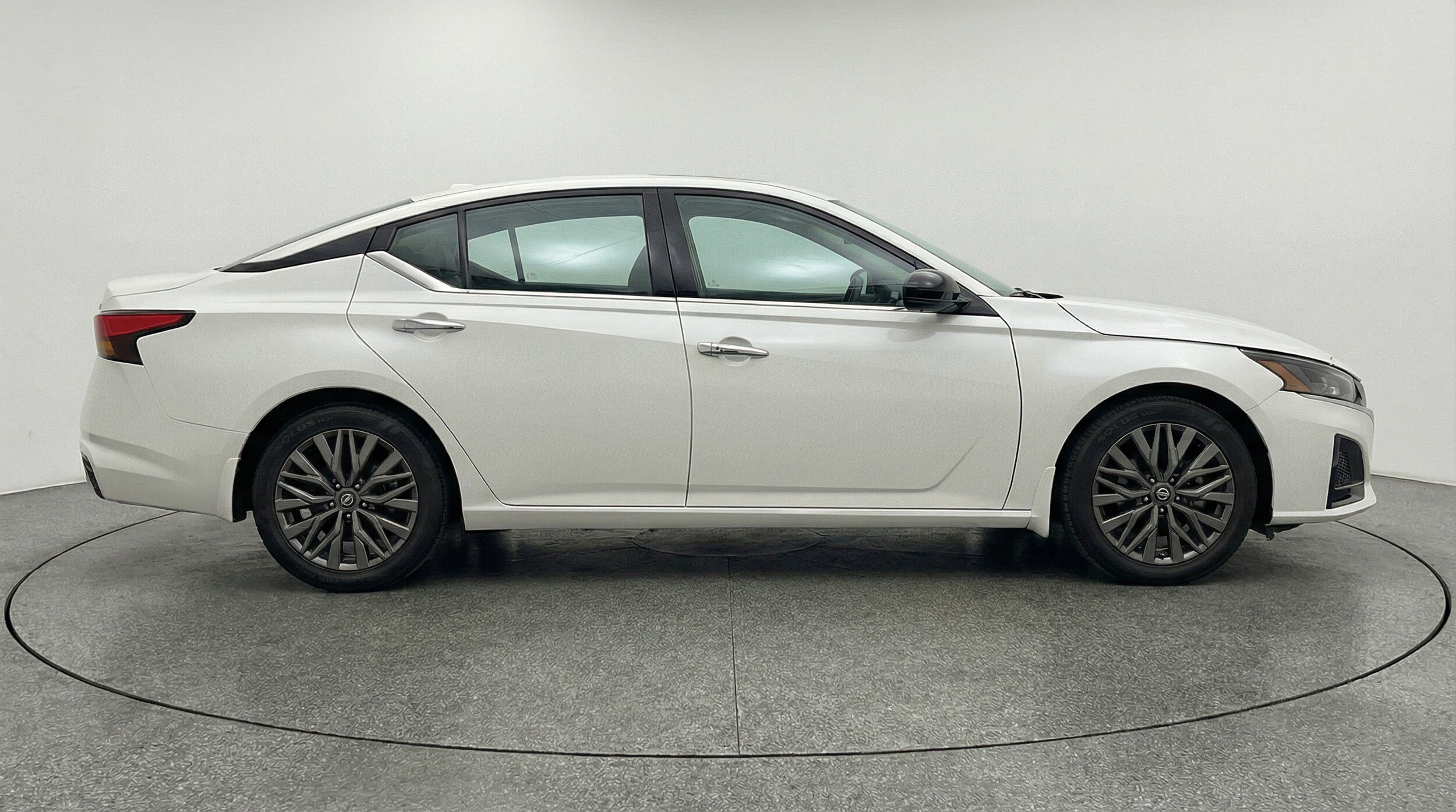 Thumbnail: 2025 Nissan Altima - 11