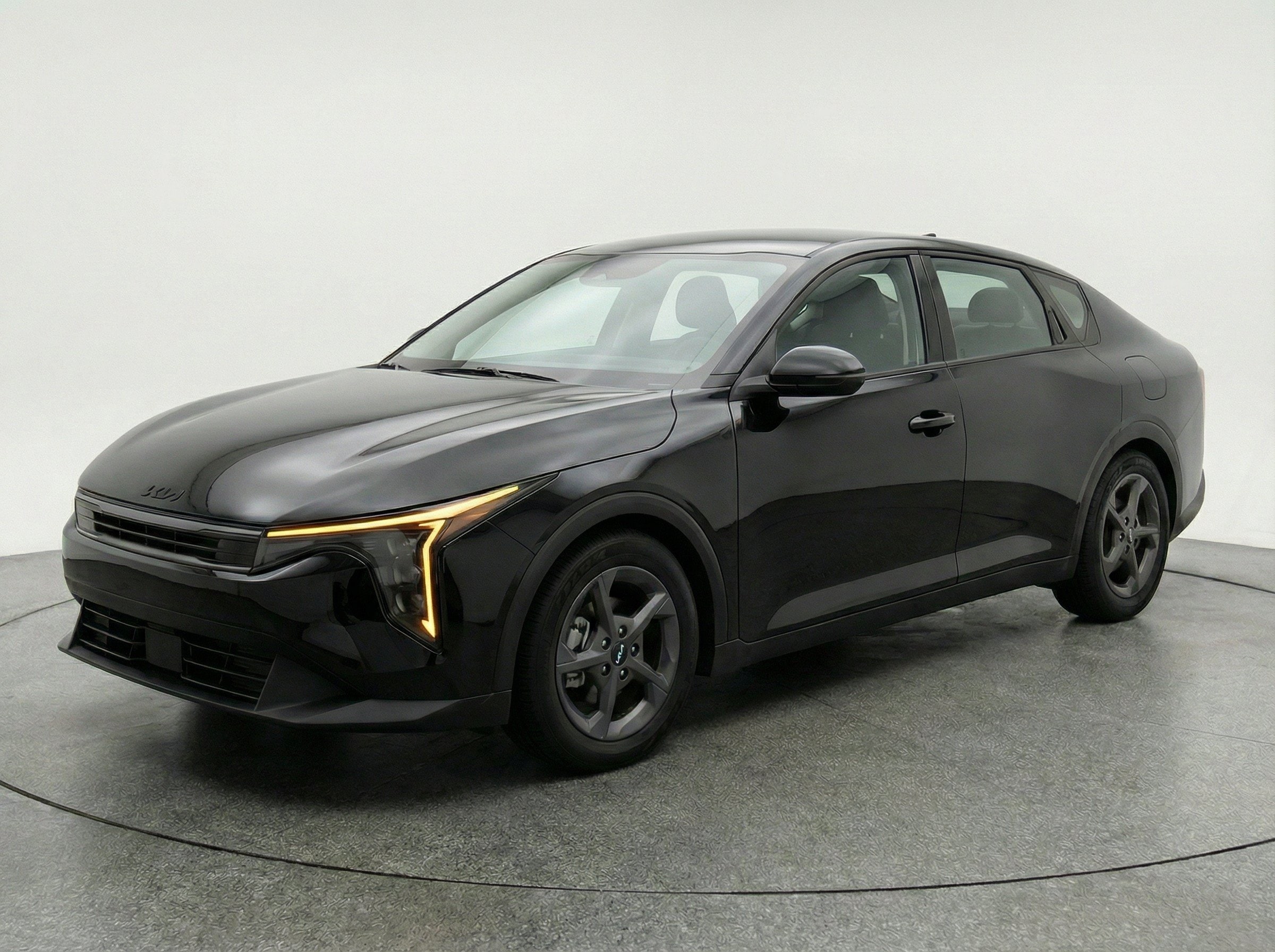Thumbnail: 2025 Kia K4 - 3