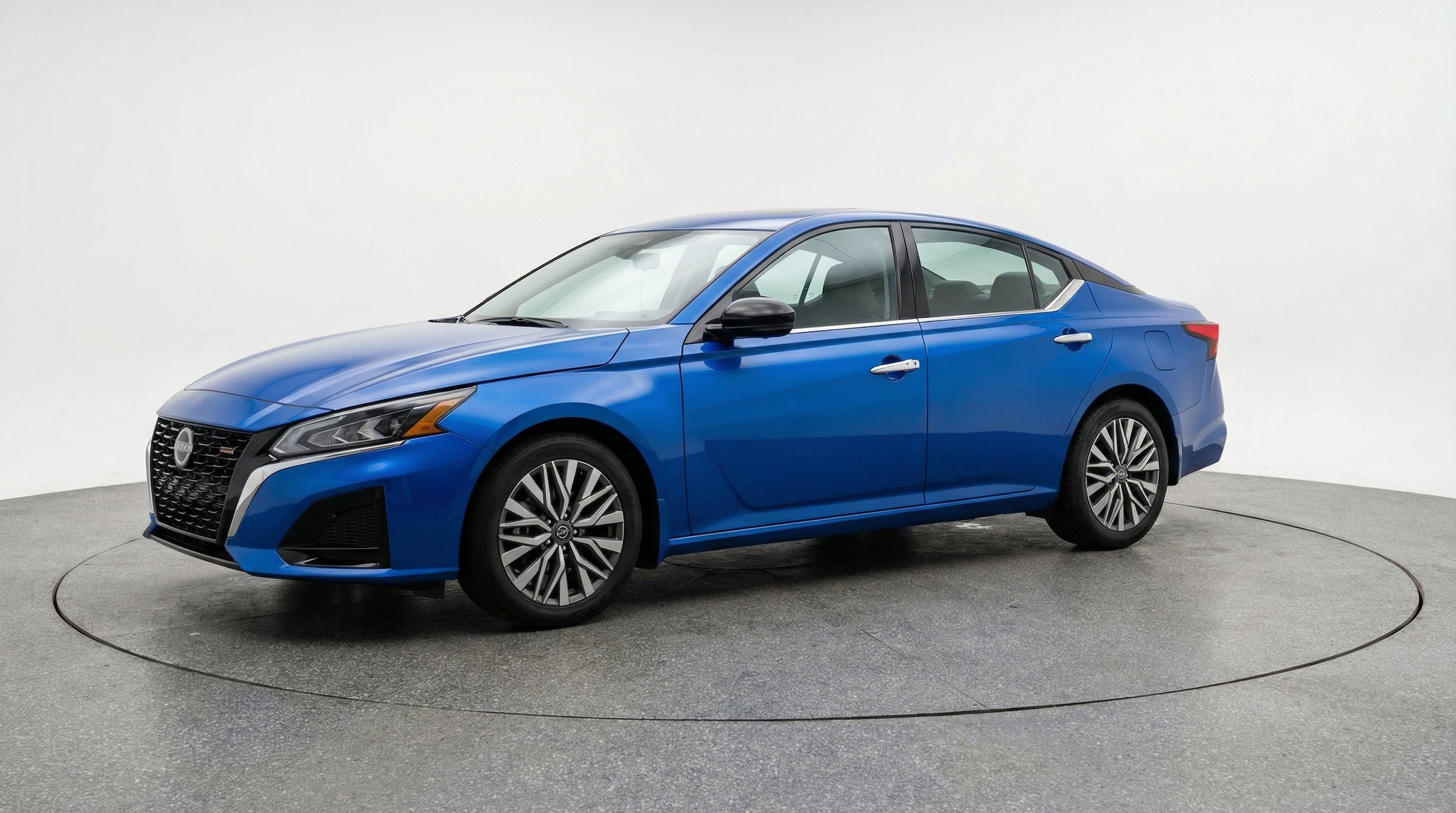 Thumbnail: 2025 Nissan Altima - 3