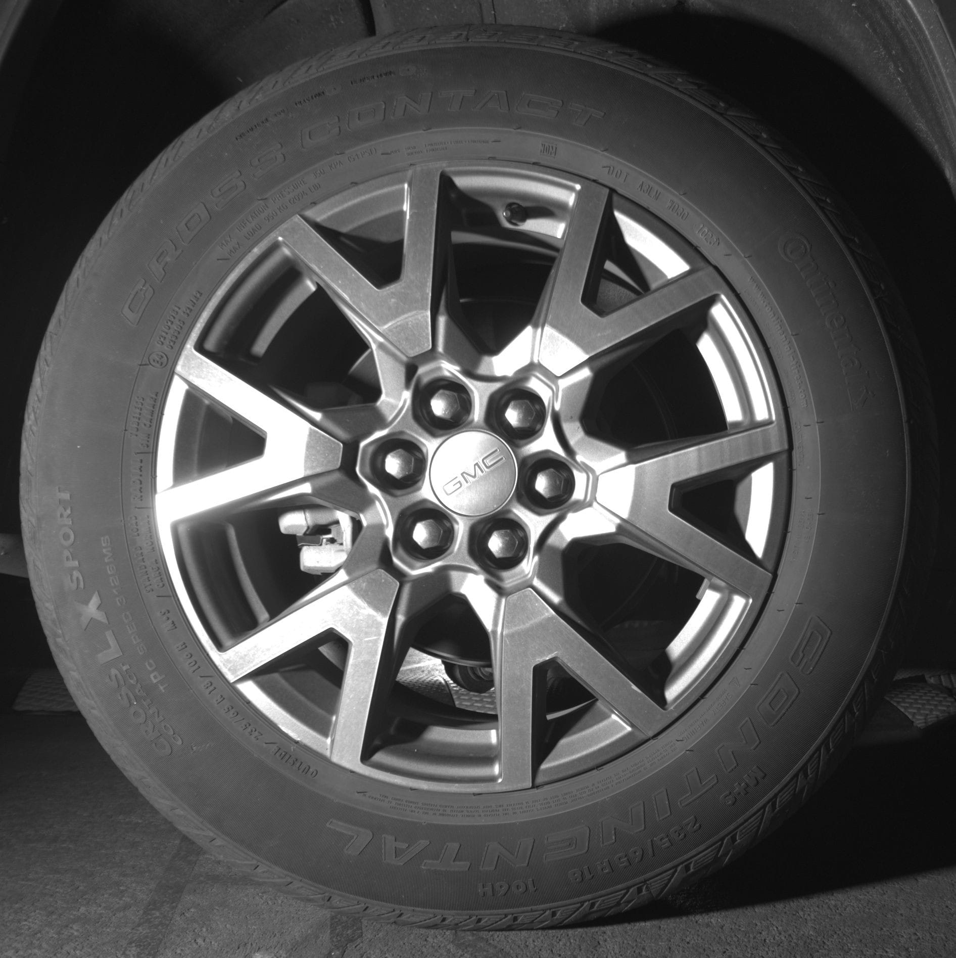 Thumbnail: 2023 GMC Acadia - 12