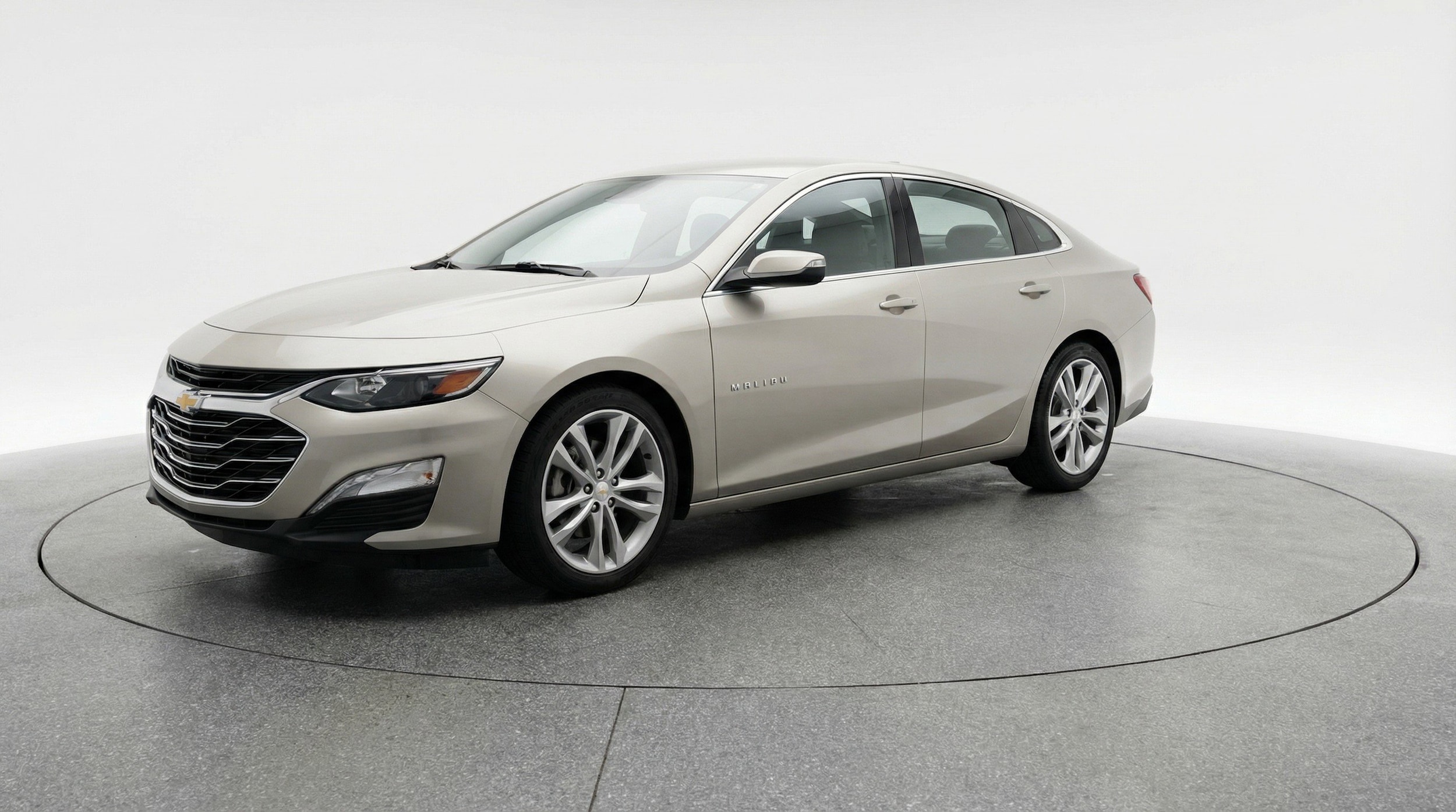 Thumbnail: 2024 Chevrolet Malibu - 3