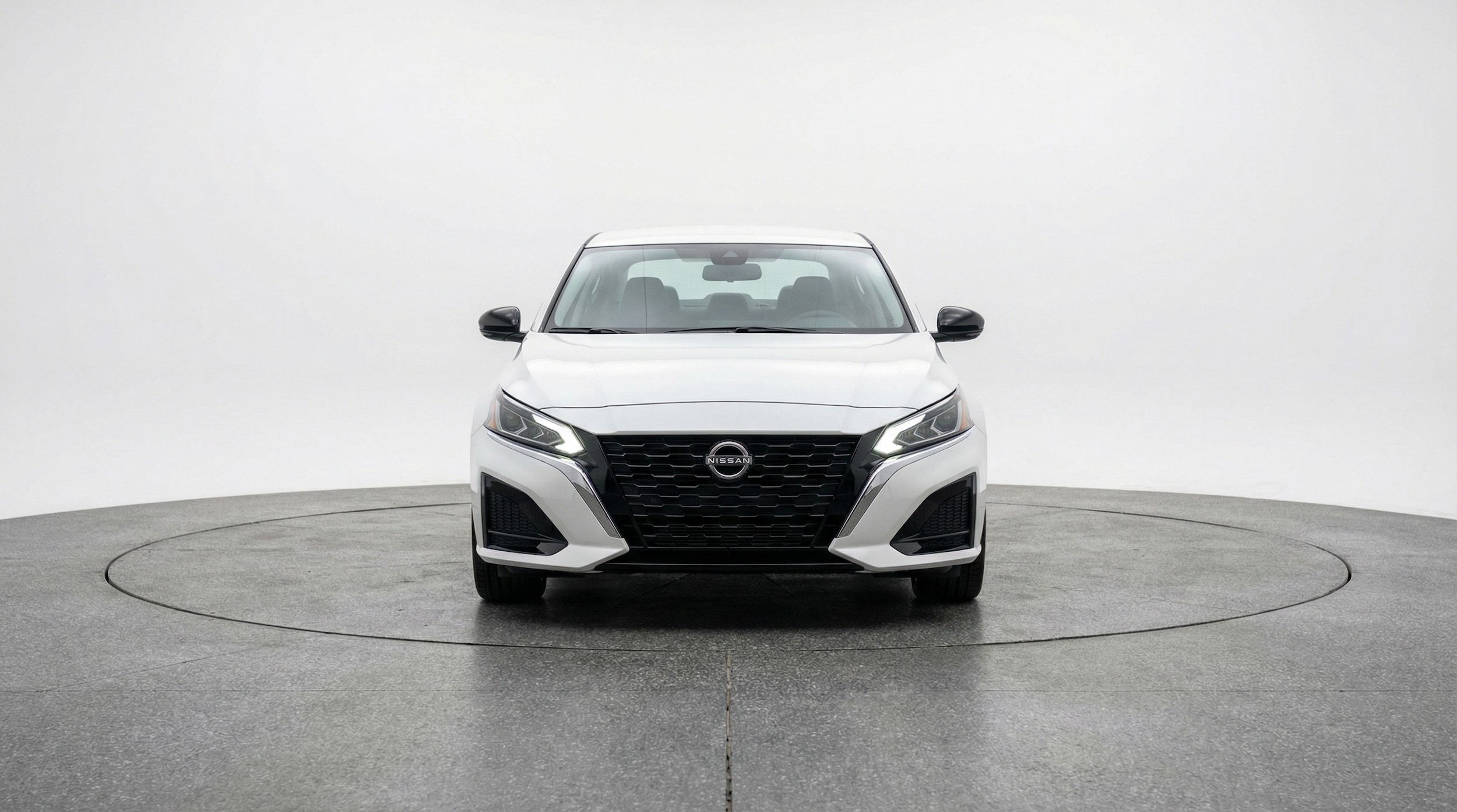 Thumbnail: 2025 Nissan Altima - 2