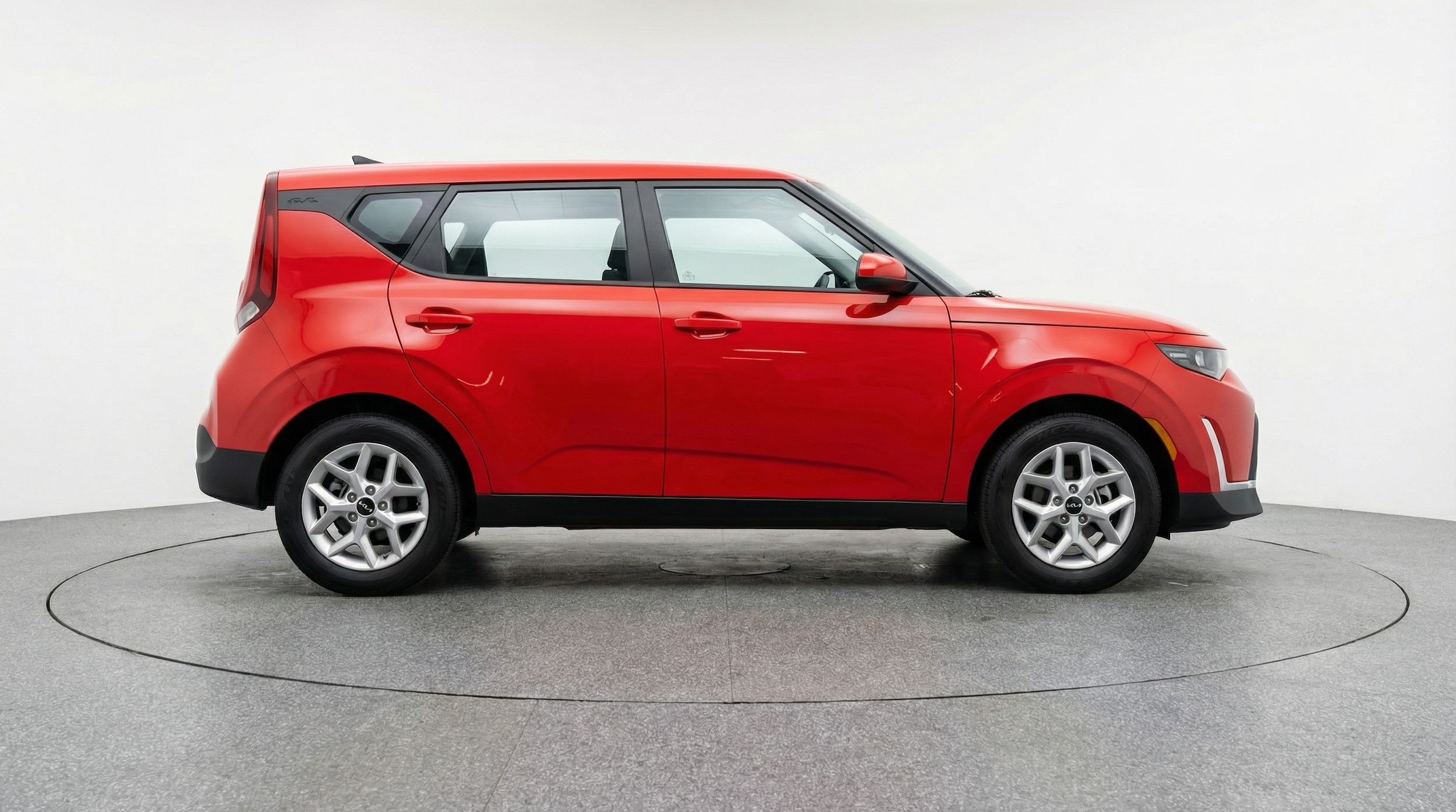 Thumbnail: 2025 Kia Soul - 8