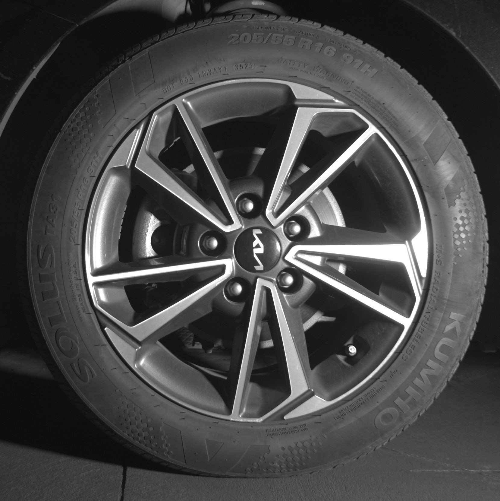 Thumbnail: 2024 Kia Forte - 14