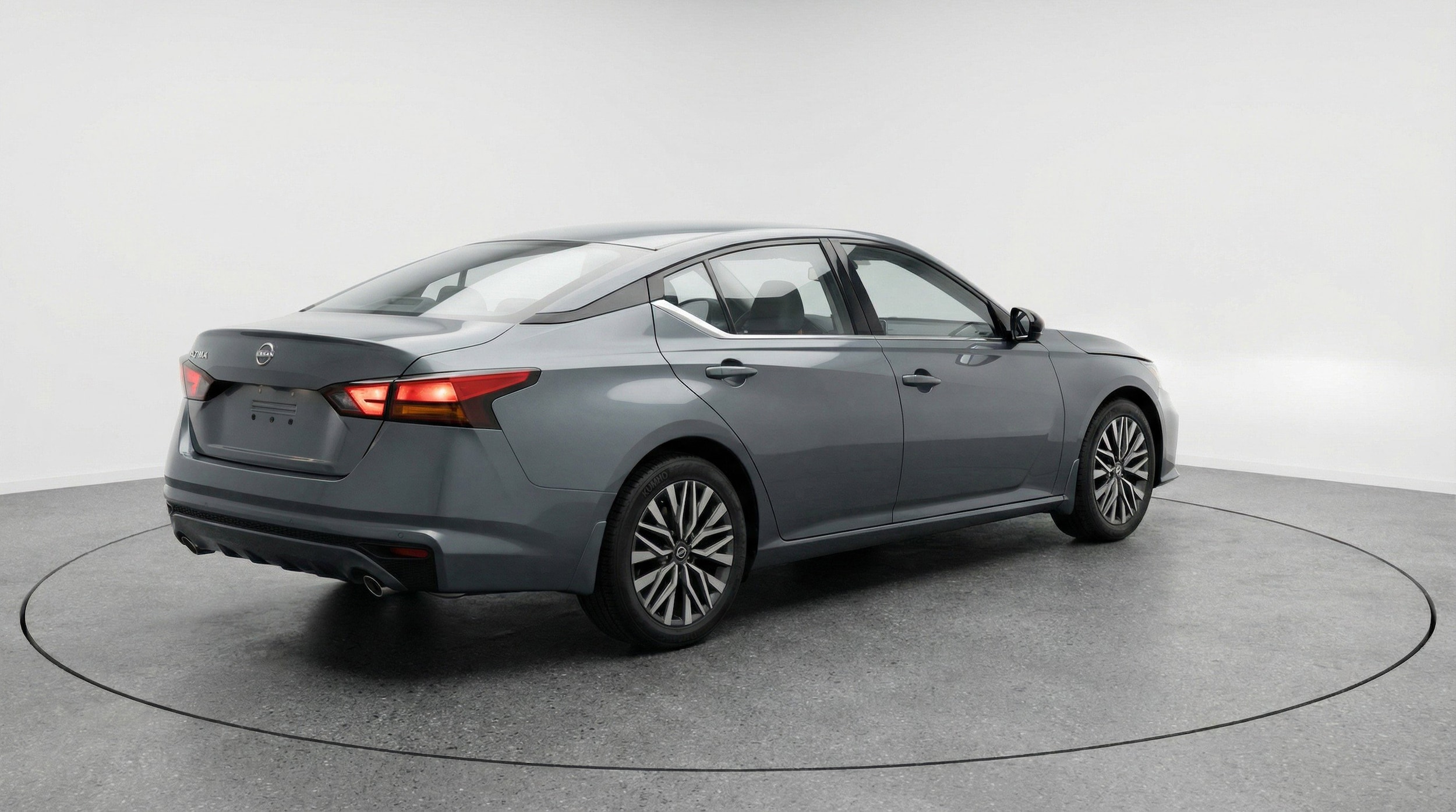Thumbnail: 2025 Nissan Altima - 9