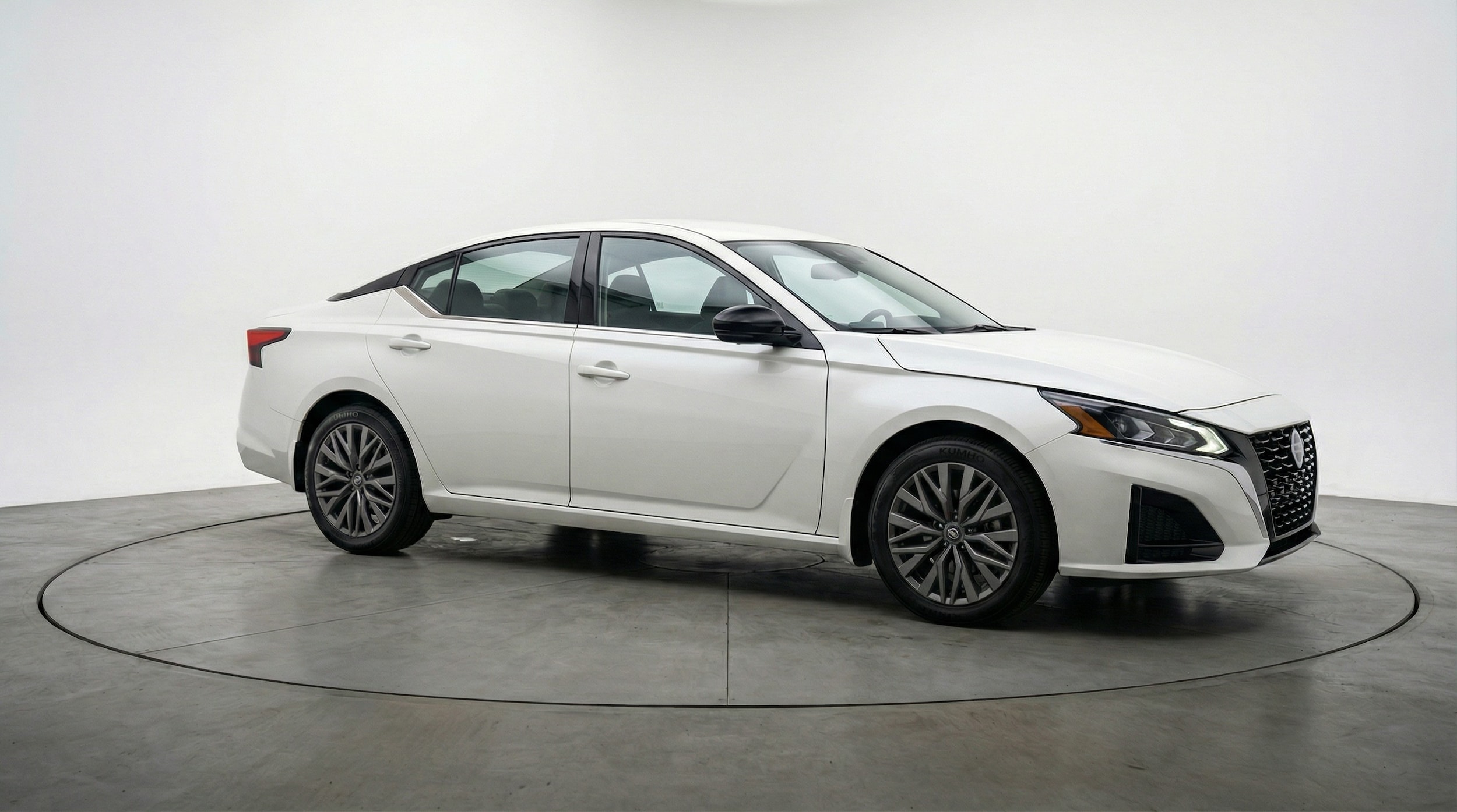 Thumbnail: 2025 Nissan Altima - 1