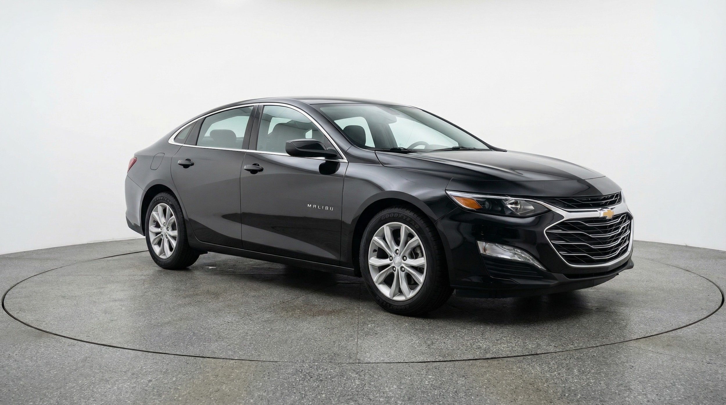 Thumbnail: 2024 Chevrolet Malibu - 1
