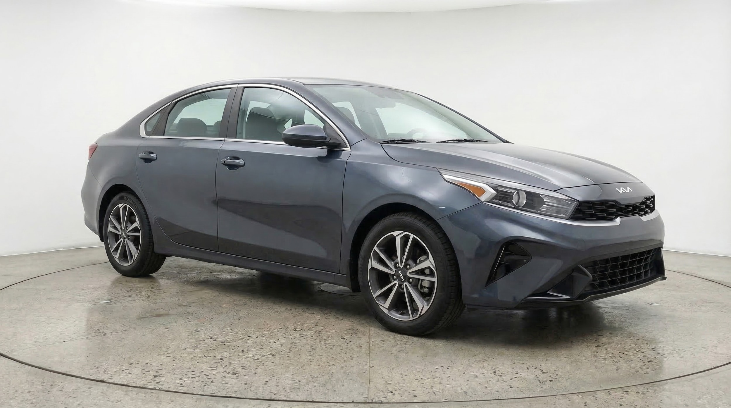 Thumbnail: 2024 Kia Forte - 1