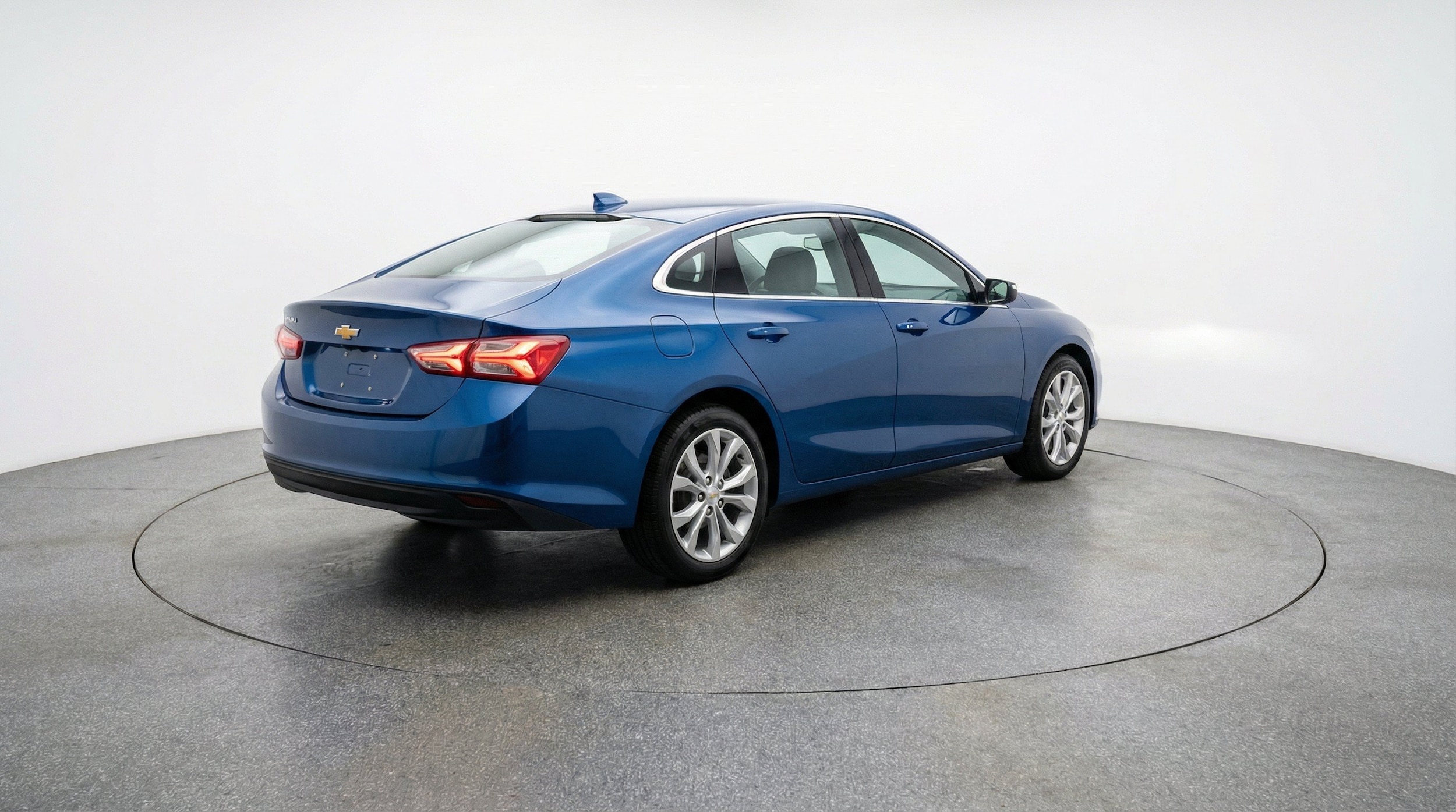 Thumbnail: 2024 Chevrolet Malibu - 9