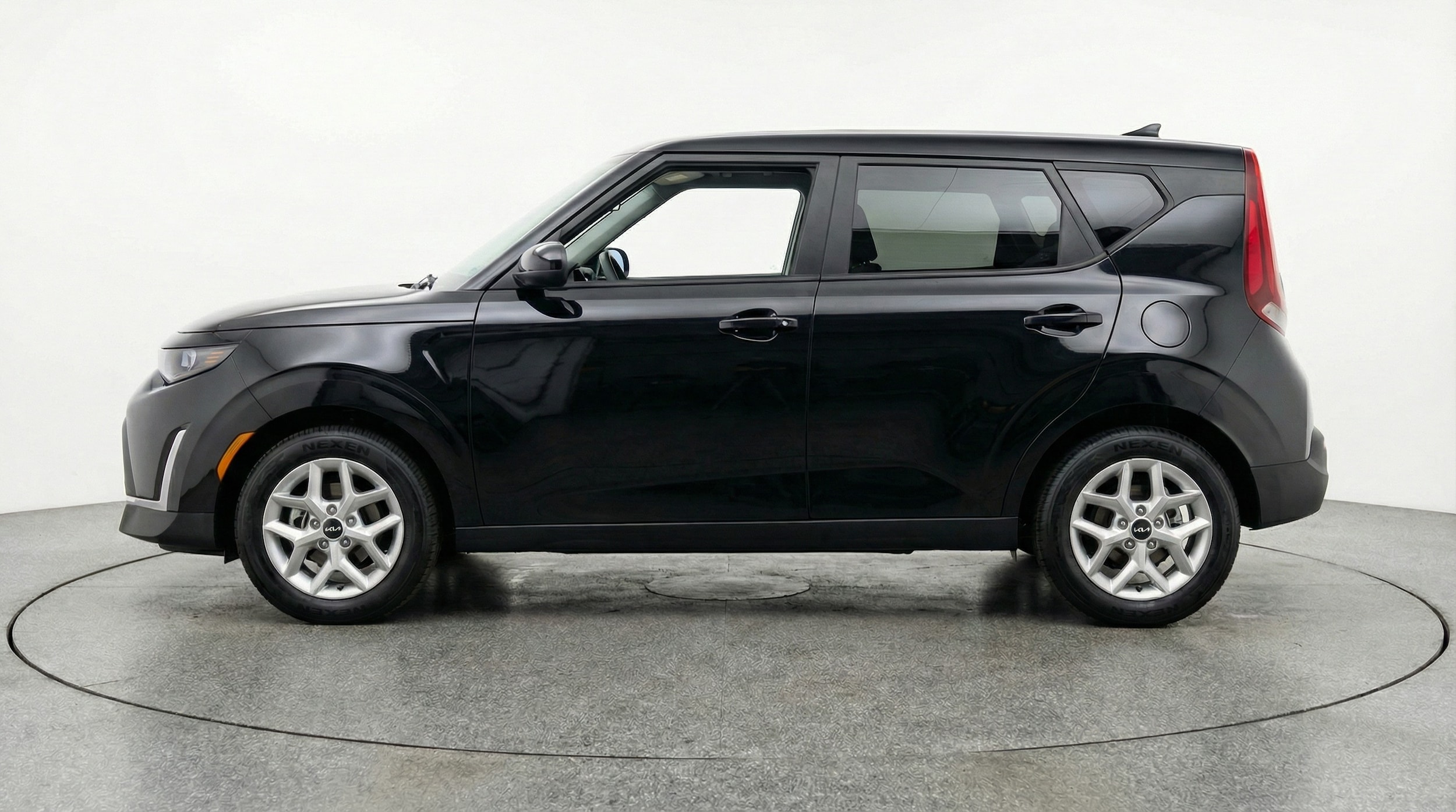 Thumbnail: 2025 Kia Soul - 4