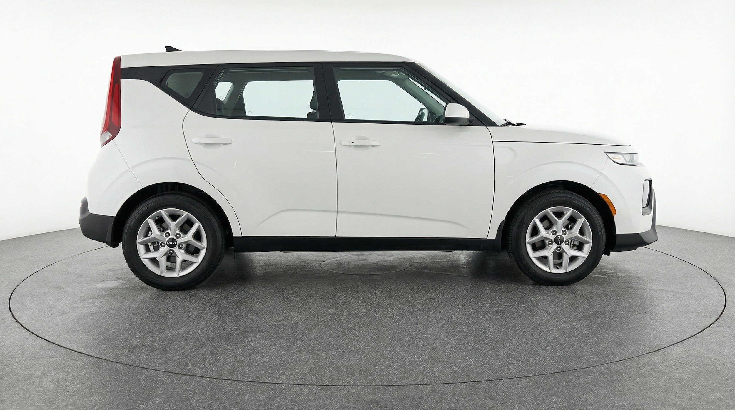 Thumbnail: 2025 Kia Soul - 11