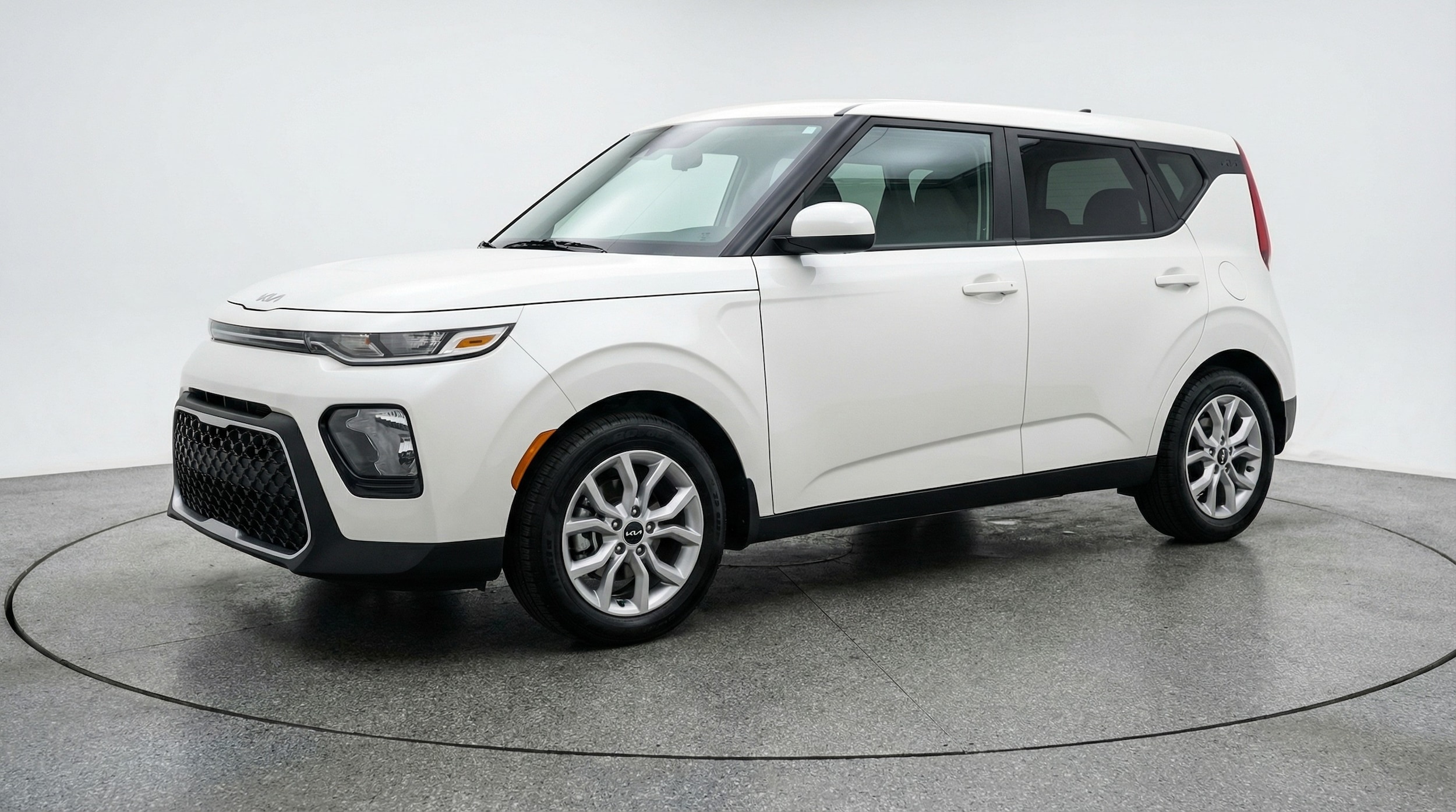 Thumbnail: 2025 Kia Soul - 3