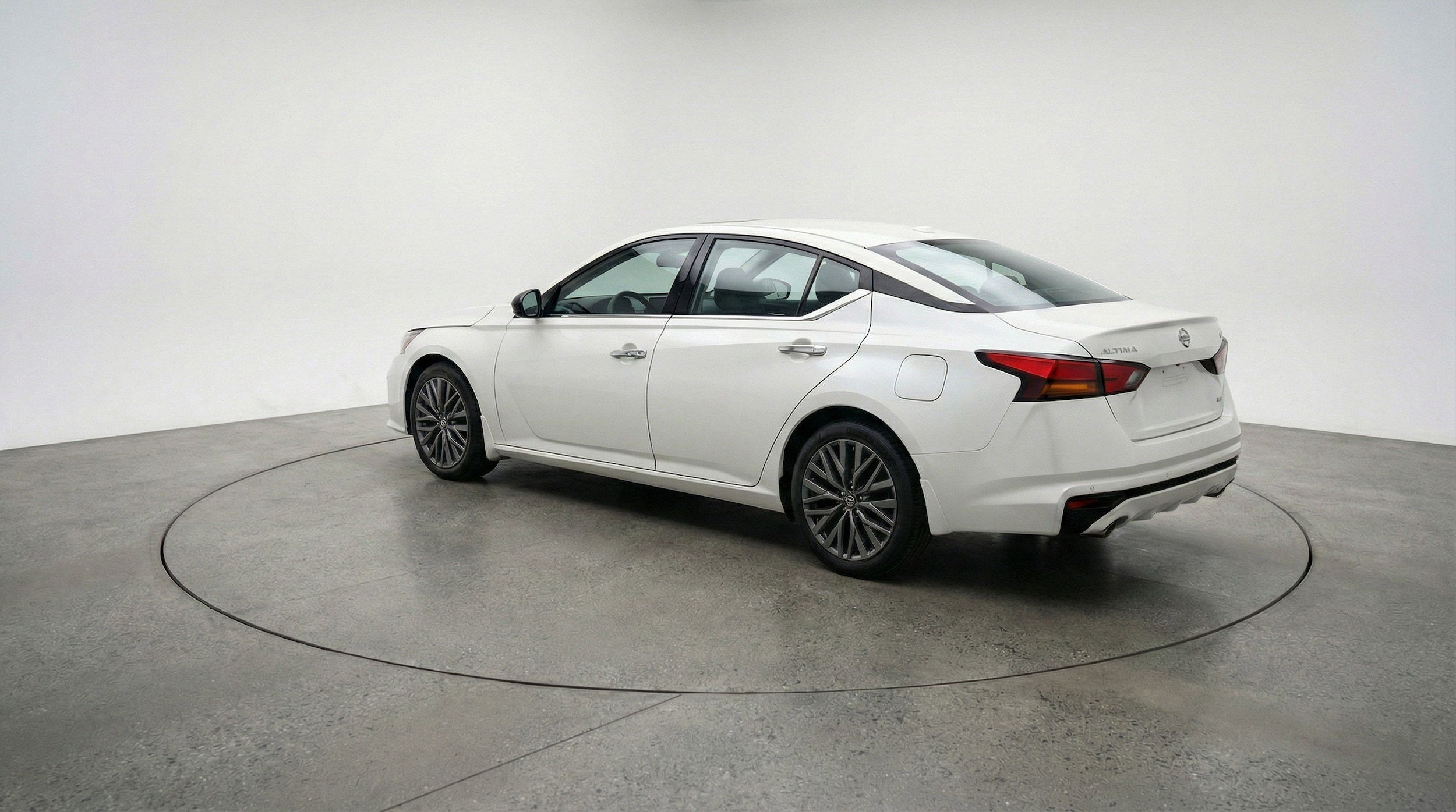 Thumbnail: 2025 Nissan Altima - 6
