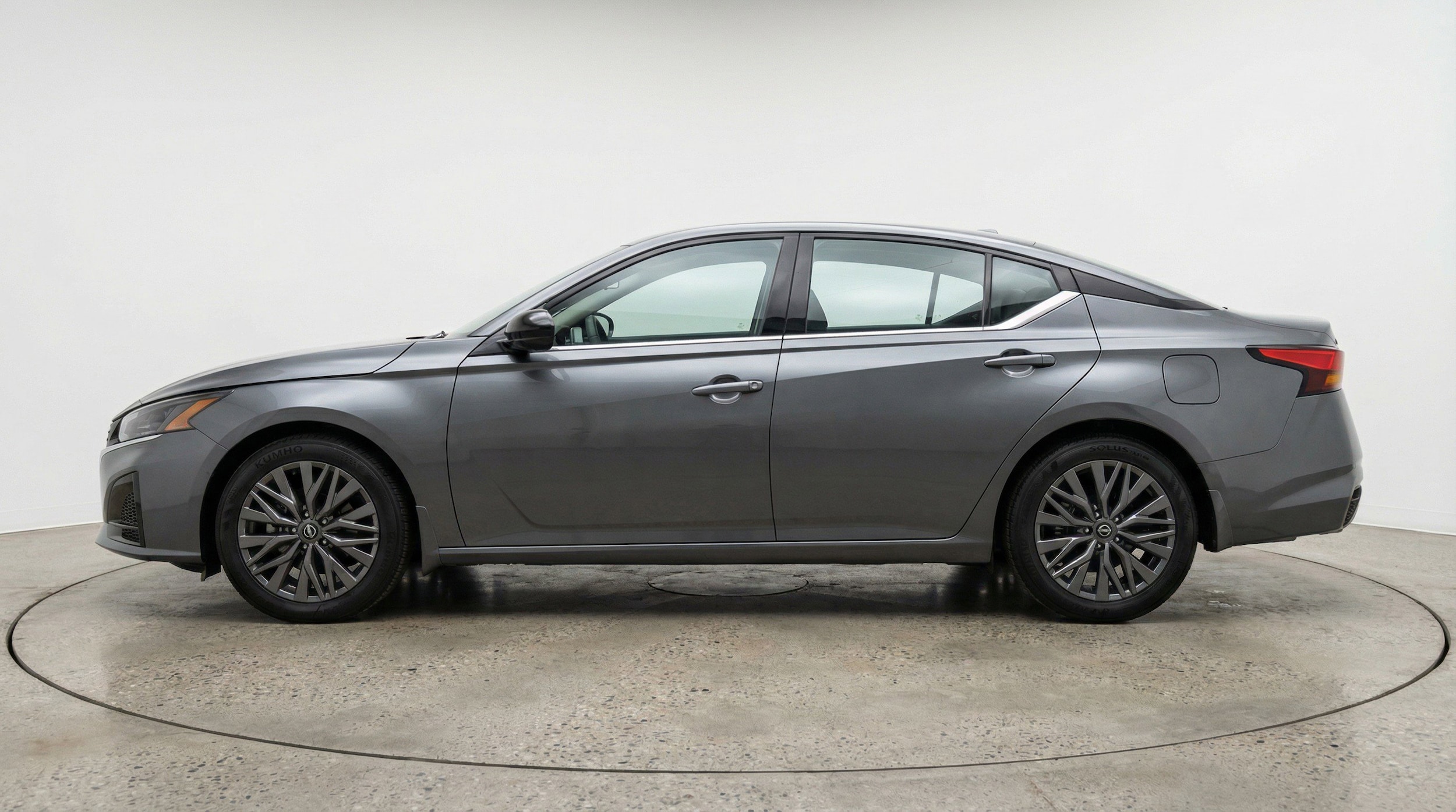 Thumbnail: 2025 Nissan Altima - 5