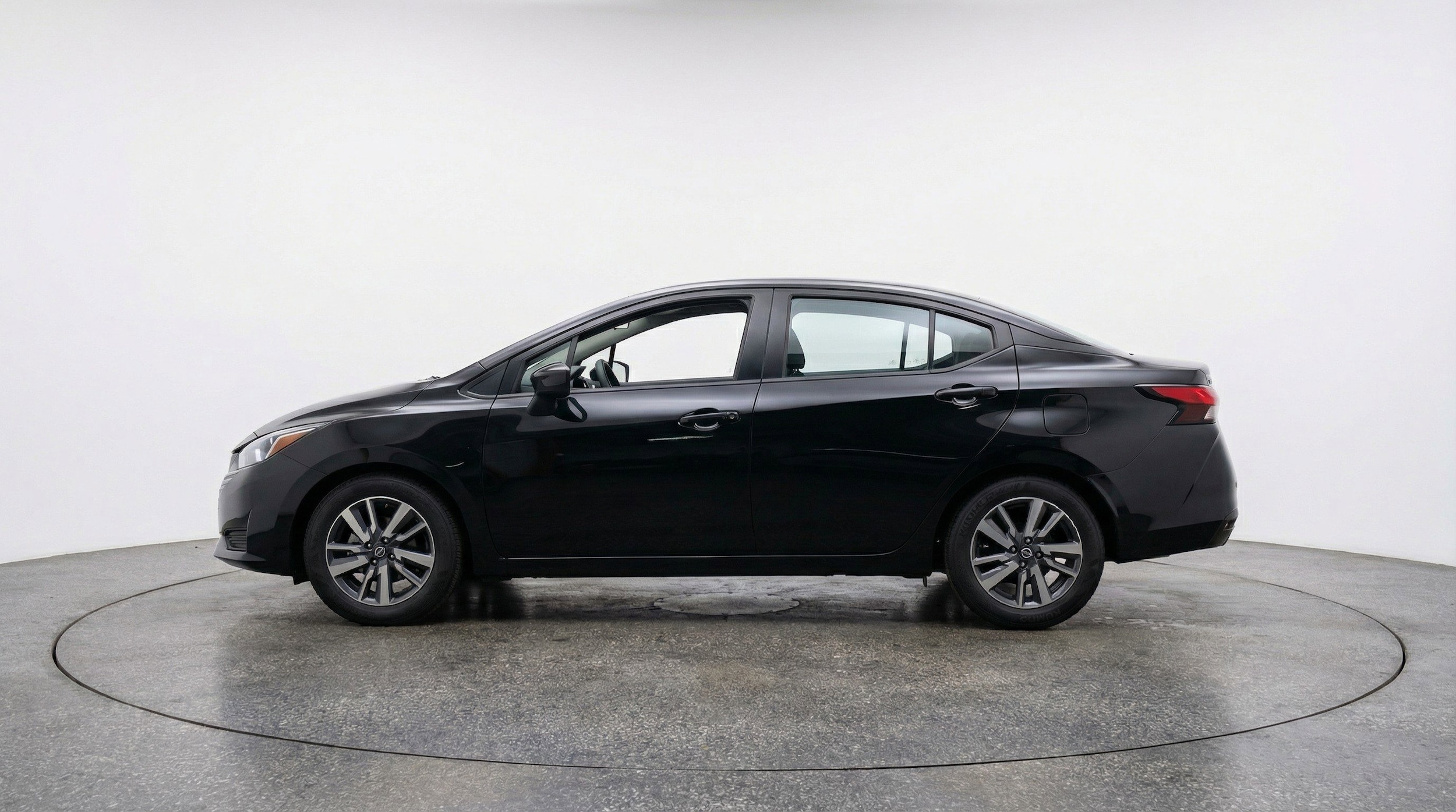 Thumbnail: 2025 Nissan Versa - 5