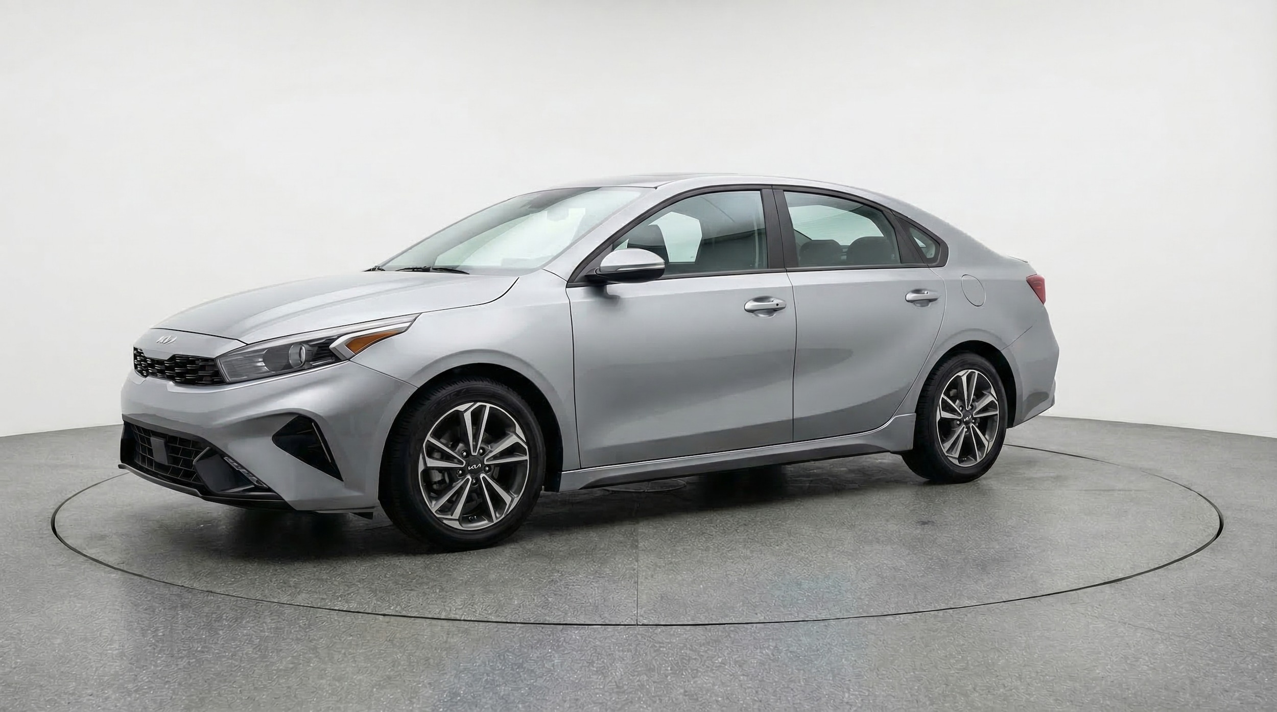 Thumbnail: 2024 Kia Forte - 3