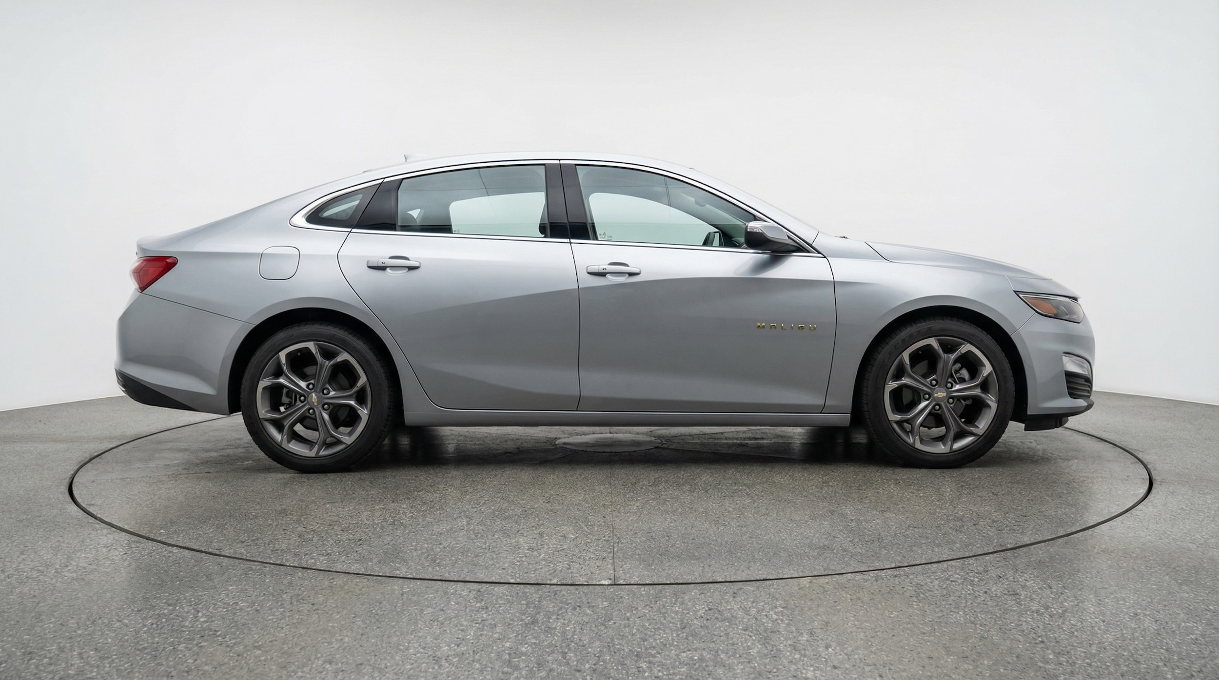 Thumbnail: 2024 Chevrolet Malibu - 8
