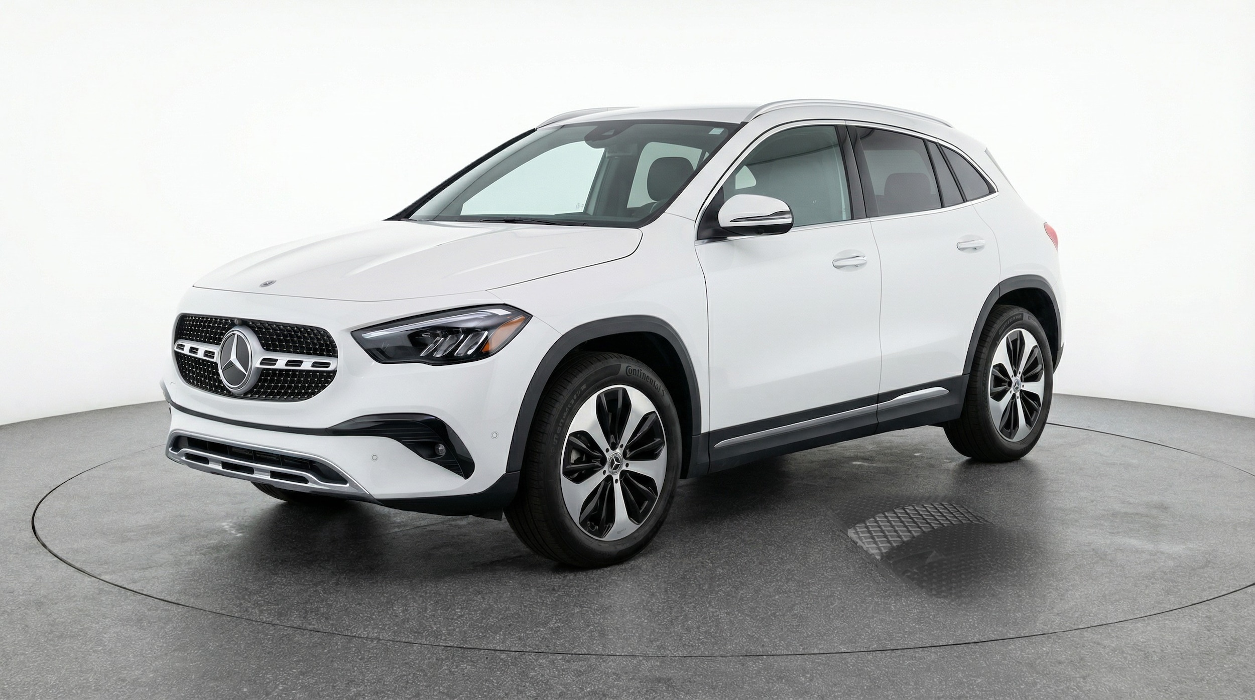 Thumbnail: 2025 Mercedes-Benz GLA - 3