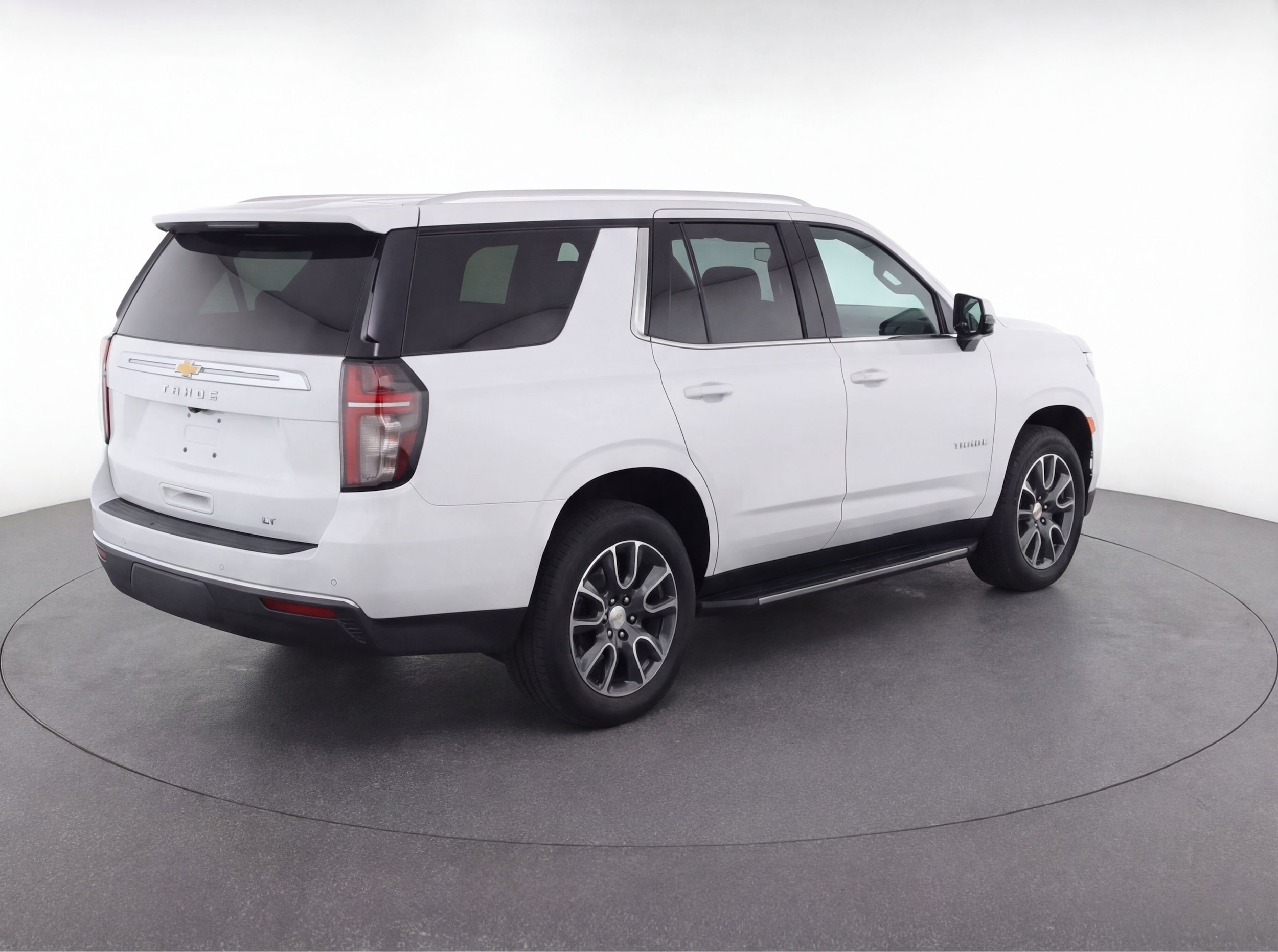 Thumbnail: 2023 Chevrolet Tahoe - 9