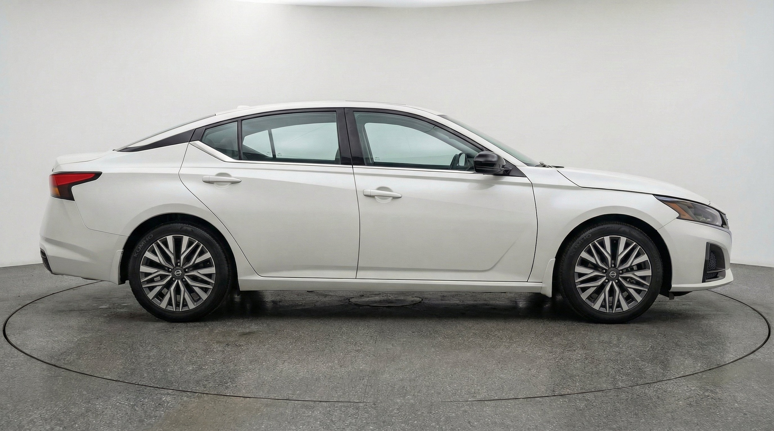 Thumbnail: 2025 Nissan Altima - 11